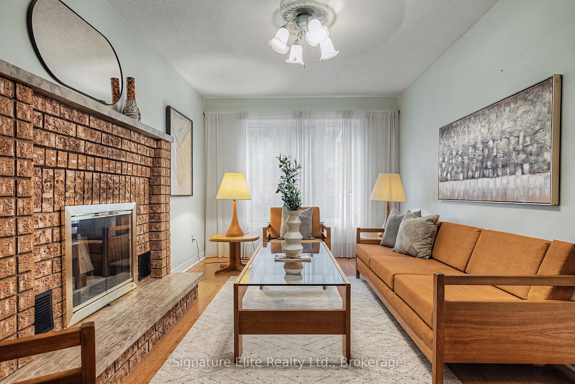 Photo 20 of 33 Waller Street, Whitby, Rolling Acres — HOMEH