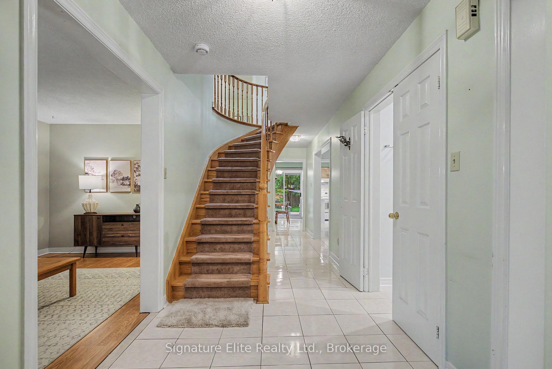 Photo 25 of 33 Waller Street, Whitby, Rolling Acres — HOMEH