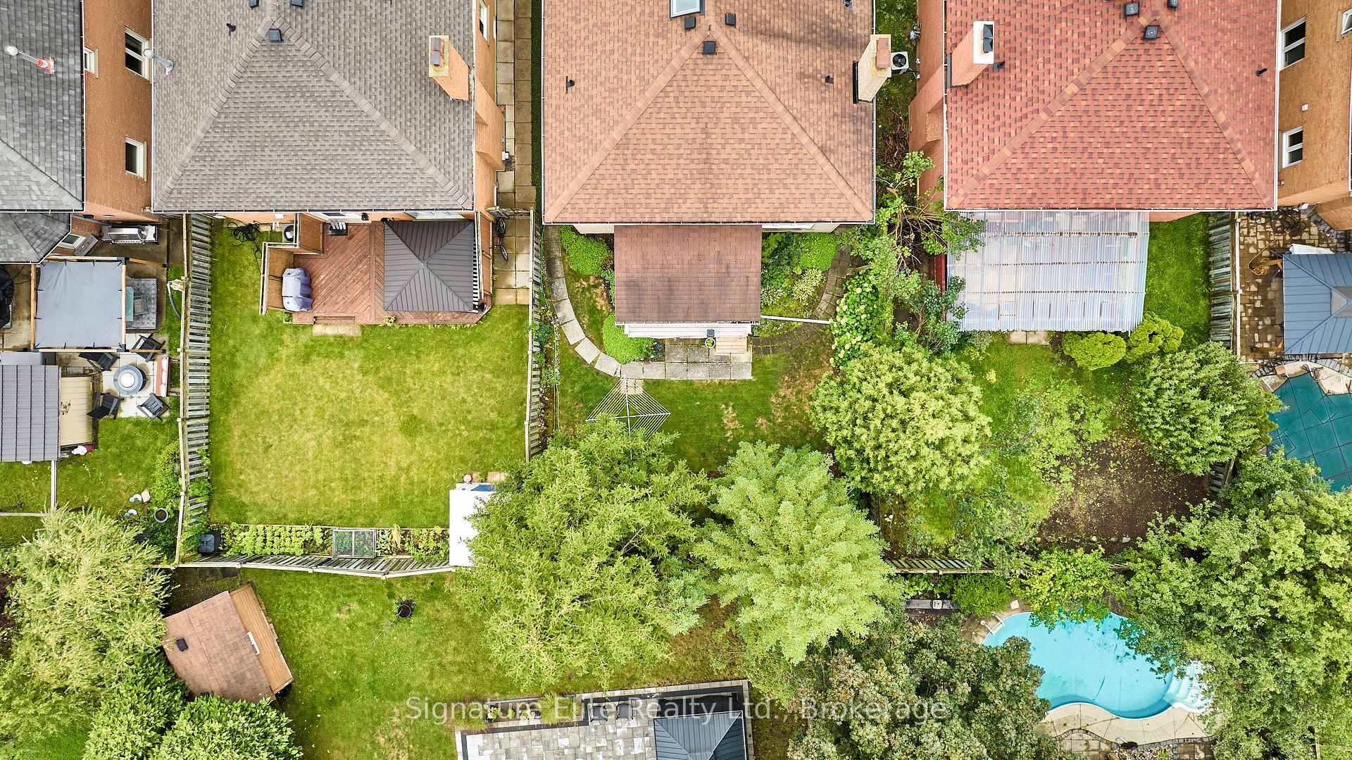 Photo 44 of 33 Waller Street, Whitby, Rolling Acres — HOMEH