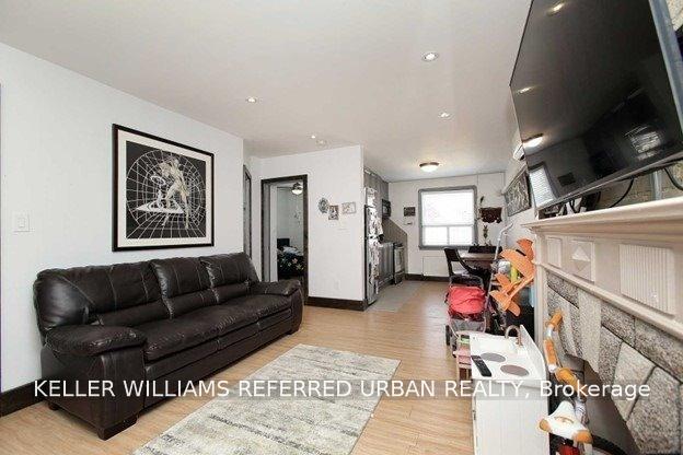 Photo 2 of Unit Main, 2286 Dufferin Street, Toronto, Caledonia-Fairbank — HOMEH