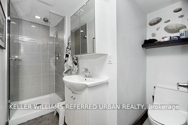 Photo 5 of Unit Main, 2286 Dufferin Street, Toronto, Caledonia-Fairbank — HOMEH