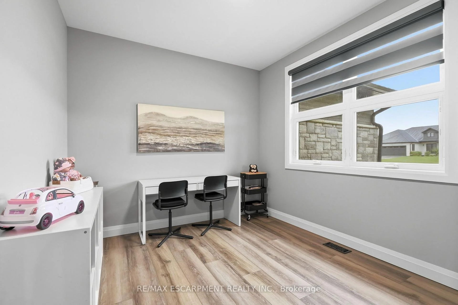 Photo 49 of 14 Hudson Drive, Brantford, Oakhill Dr — HOMEH