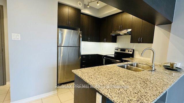 Photo 2 of Unit 313, 54 Sky Harbour Drive, Brampton, Bram West — HOMEH