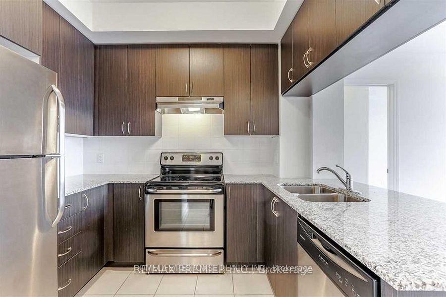 Photo 3 of Unit 313, 54 Sky Harbour Drive, Brampton, Bram West — HOMEH
