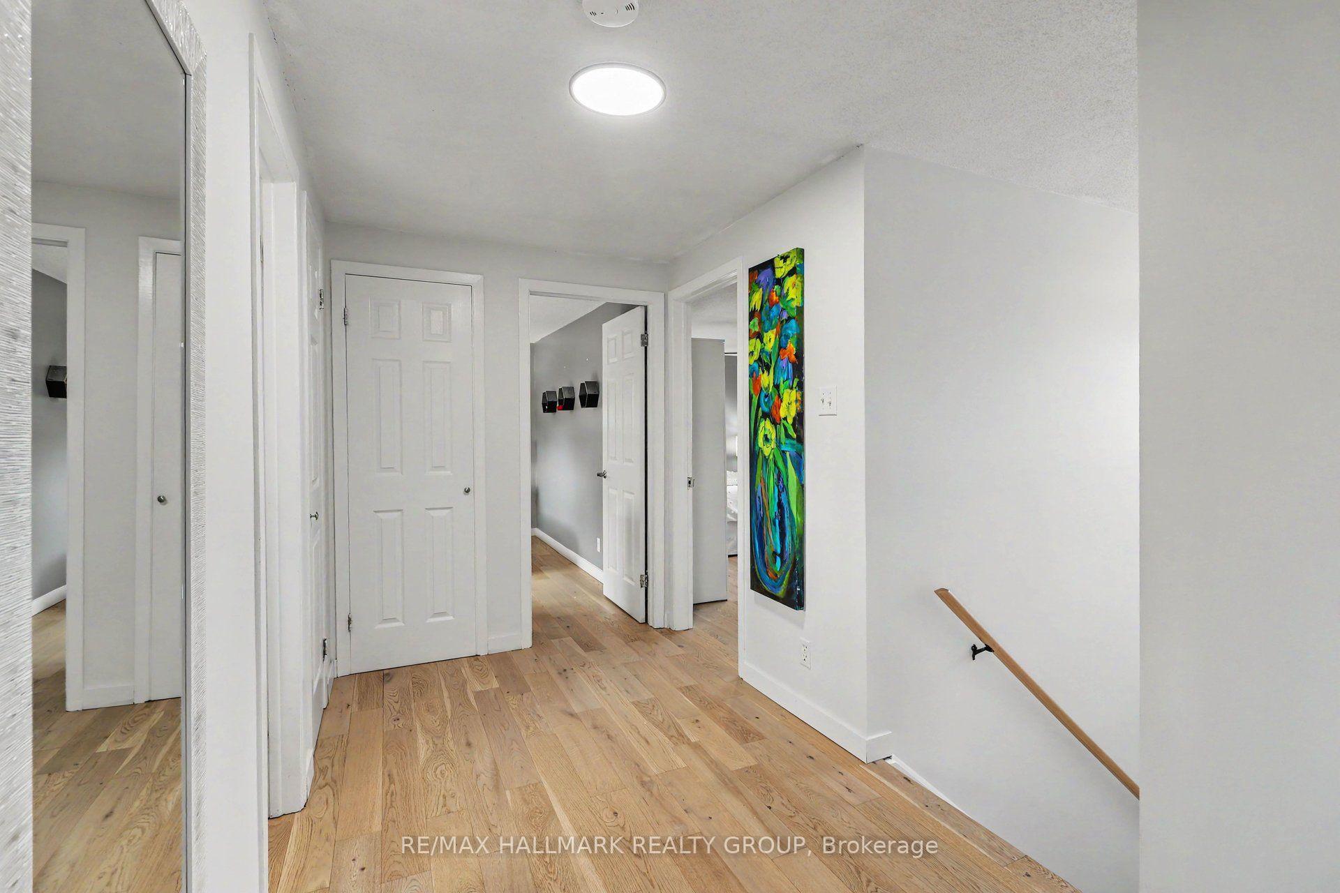 Photo 22 of 60 Woodburn Drive, Ottawa, Blackburn Hamlet — HOMEH