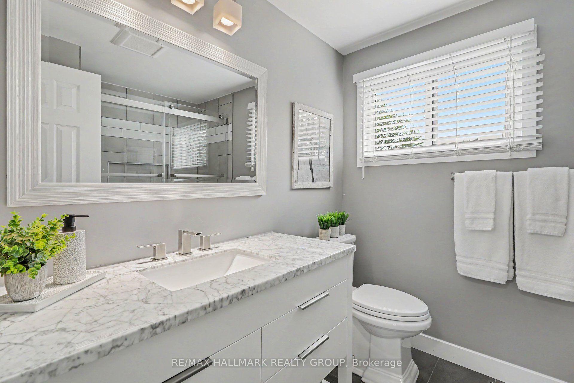 Photo 29 of 60 Woodburn Drive, Ottawa, Blackburn Hamlet — HOMEH