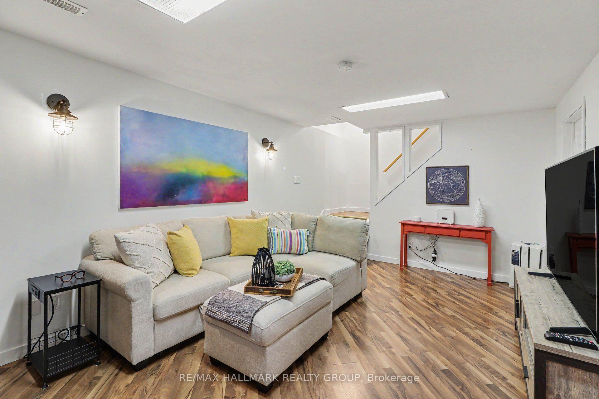 Photo 30 of 60 Woodburn Drive, Ottawa, Blackburn Hamlet — HOMEH