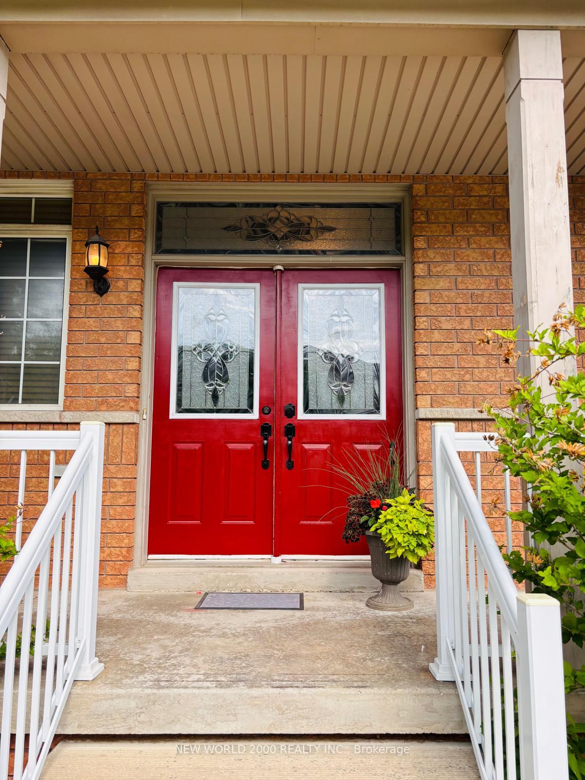 Photo 2 of 137 Fitzgerald Crescent, Milton, Dempsey — HOMEH