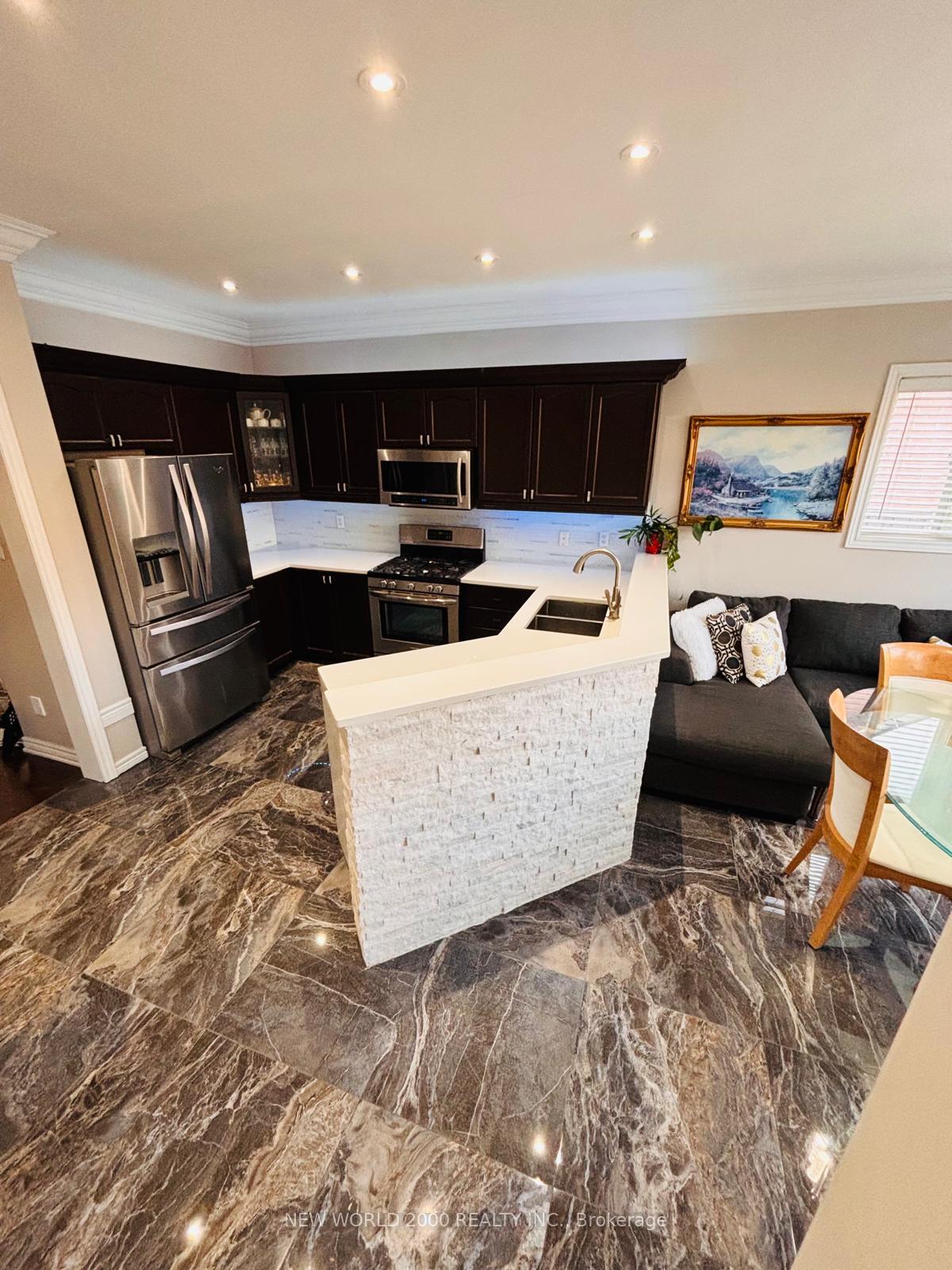 Photo 4 of 137 Fitzgerald Crescent, Milton, Dempsey — HOMEH