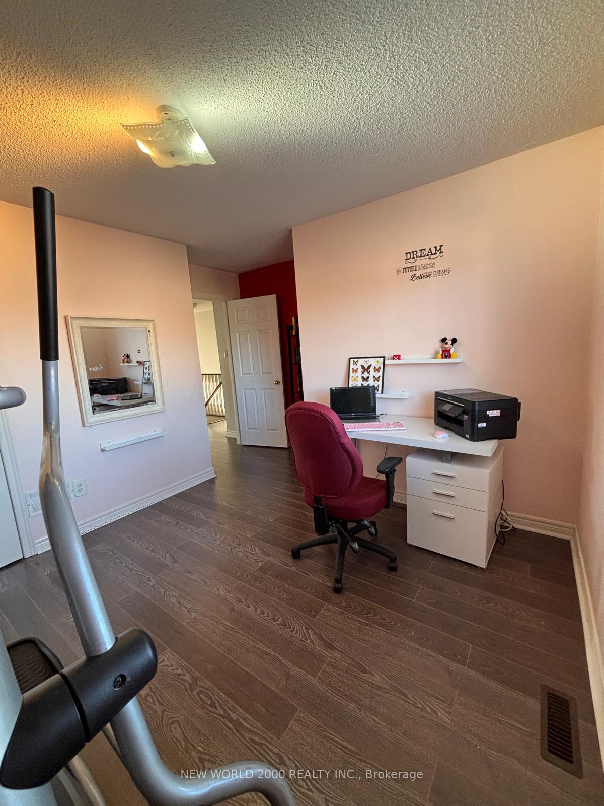 Photo 14 of 137 Fitzgerald Crescent, Milton, Dempsey — HOMEH