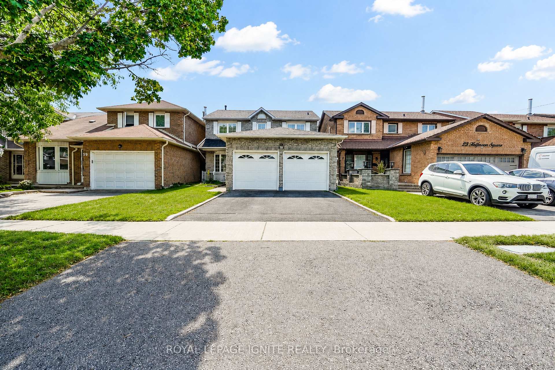 Photo 3 of 21 Halfmoon Square, Scarborough, Highland Creek — HOMEH