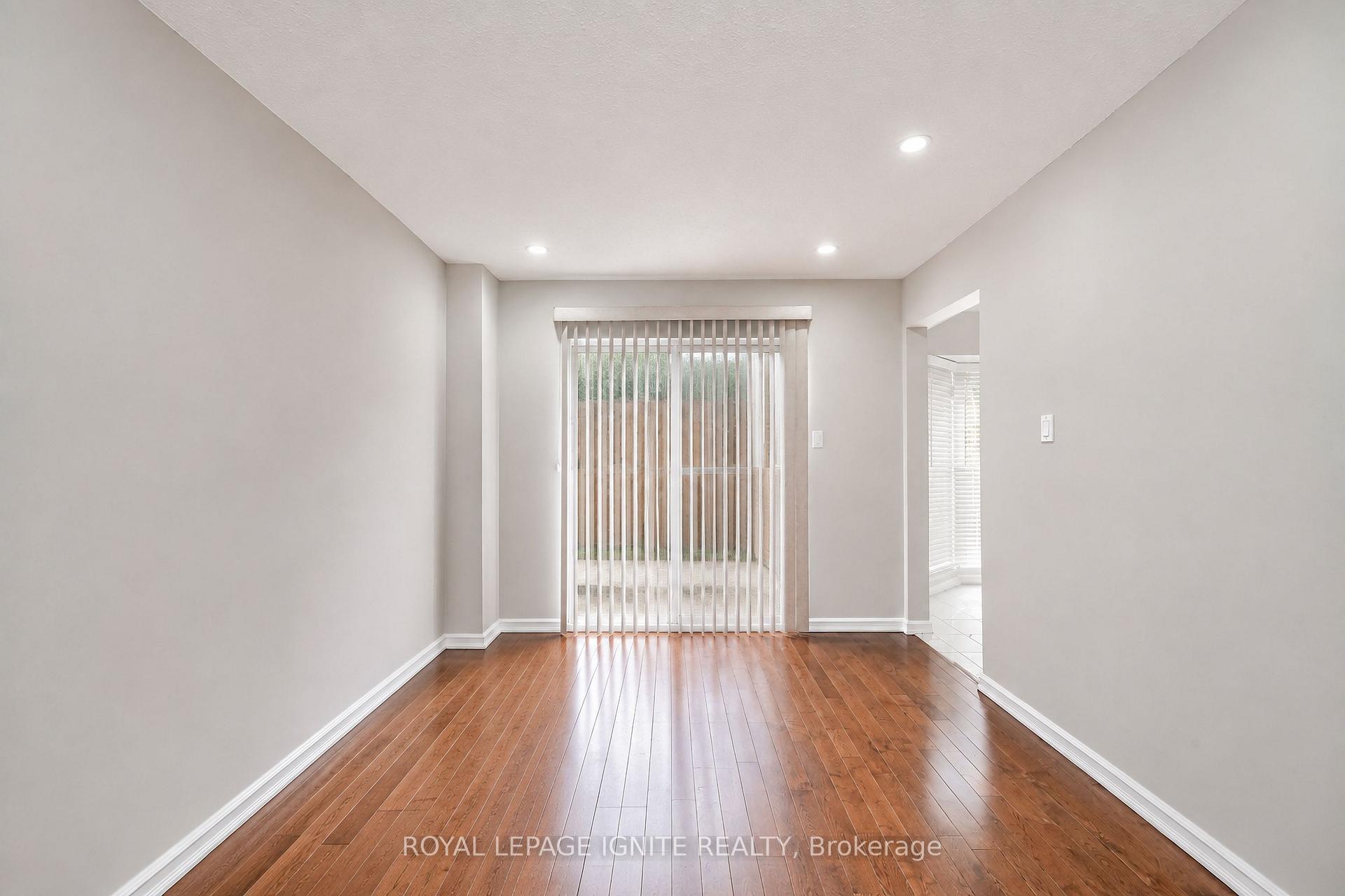 Photo 10 of 21 Halfmoon Square, Scarborough, Highland Creek — HOMEH