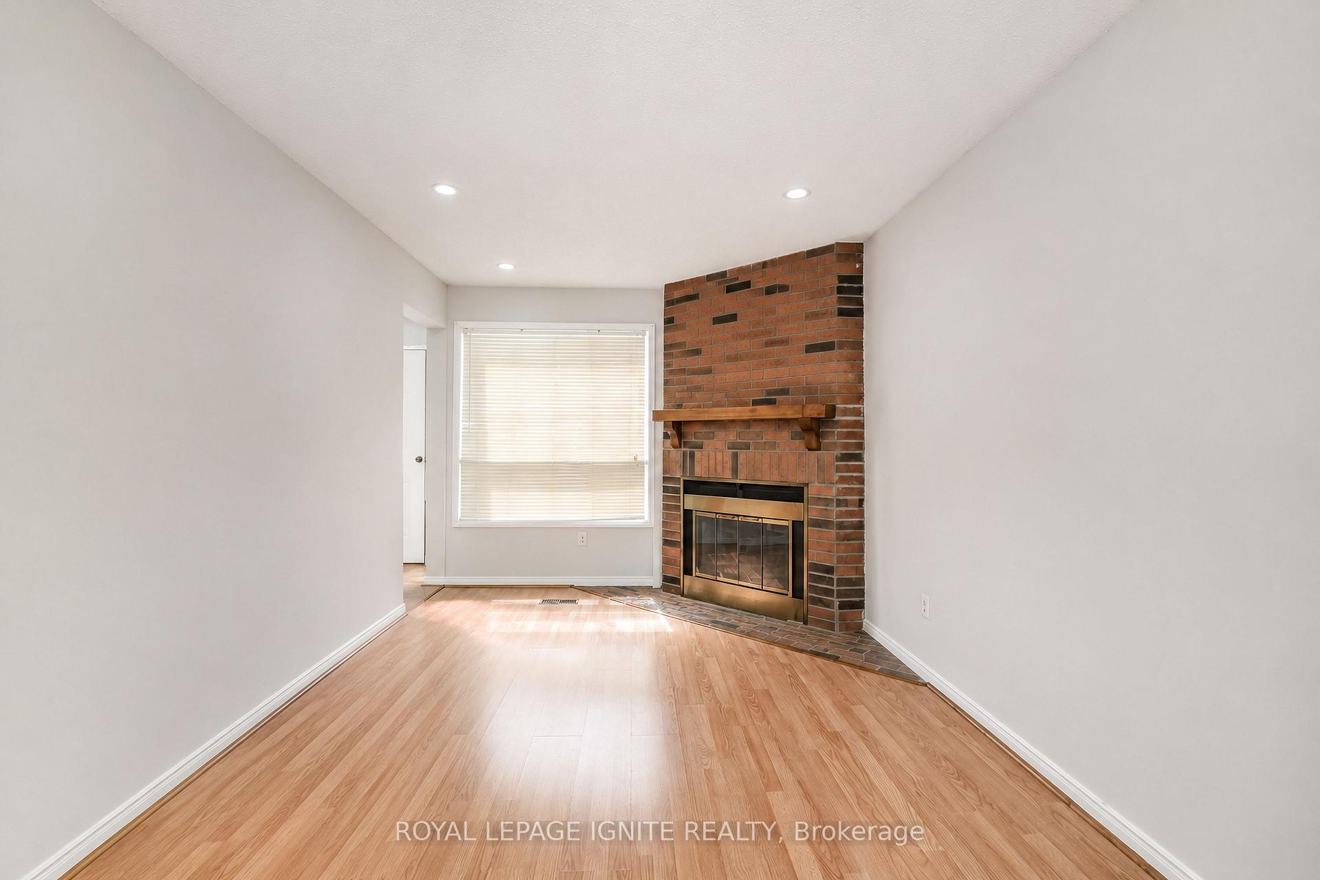 Photo 13 of 21 Halfmoon Square, Scarborough, Highland Creek — HOMEH