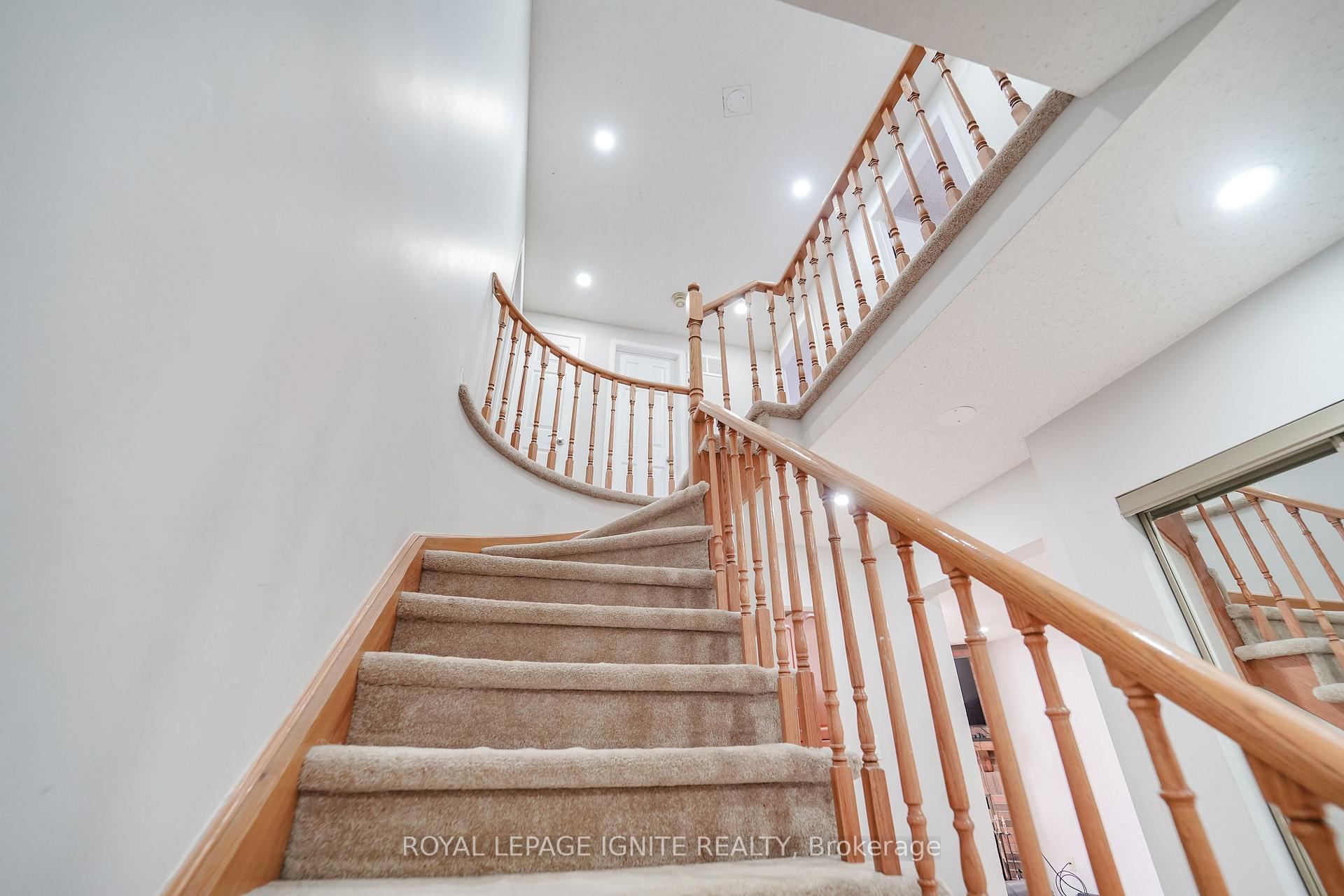 Photo 16 of 21 Halfmoon Square, Scarborough, Highland Creek — HOMEH