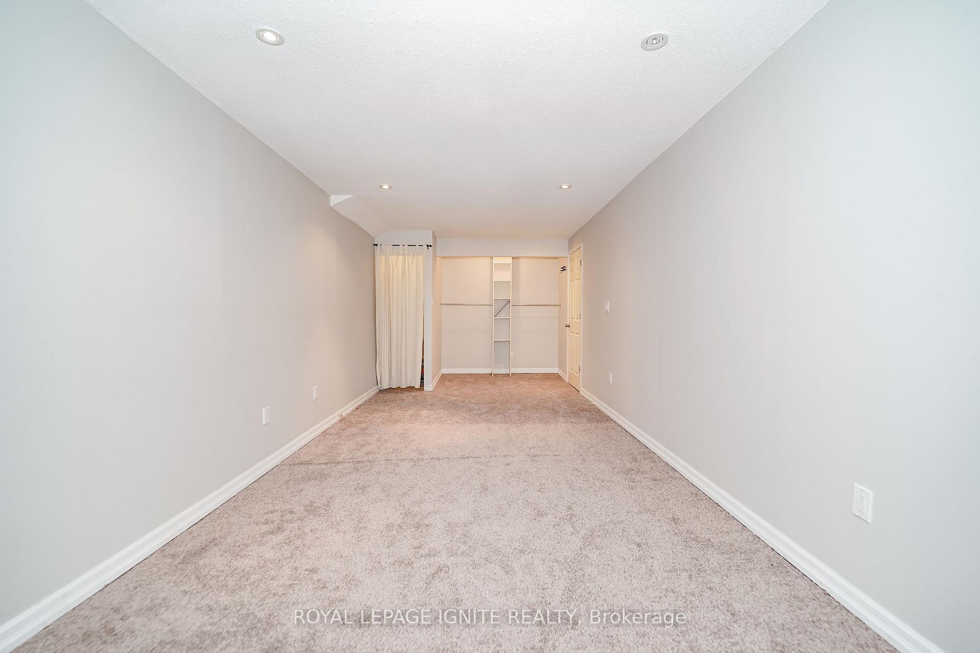 Photo 25 of 21 Halfmoon Square, Scarborough, Highland Creek — HOMEH