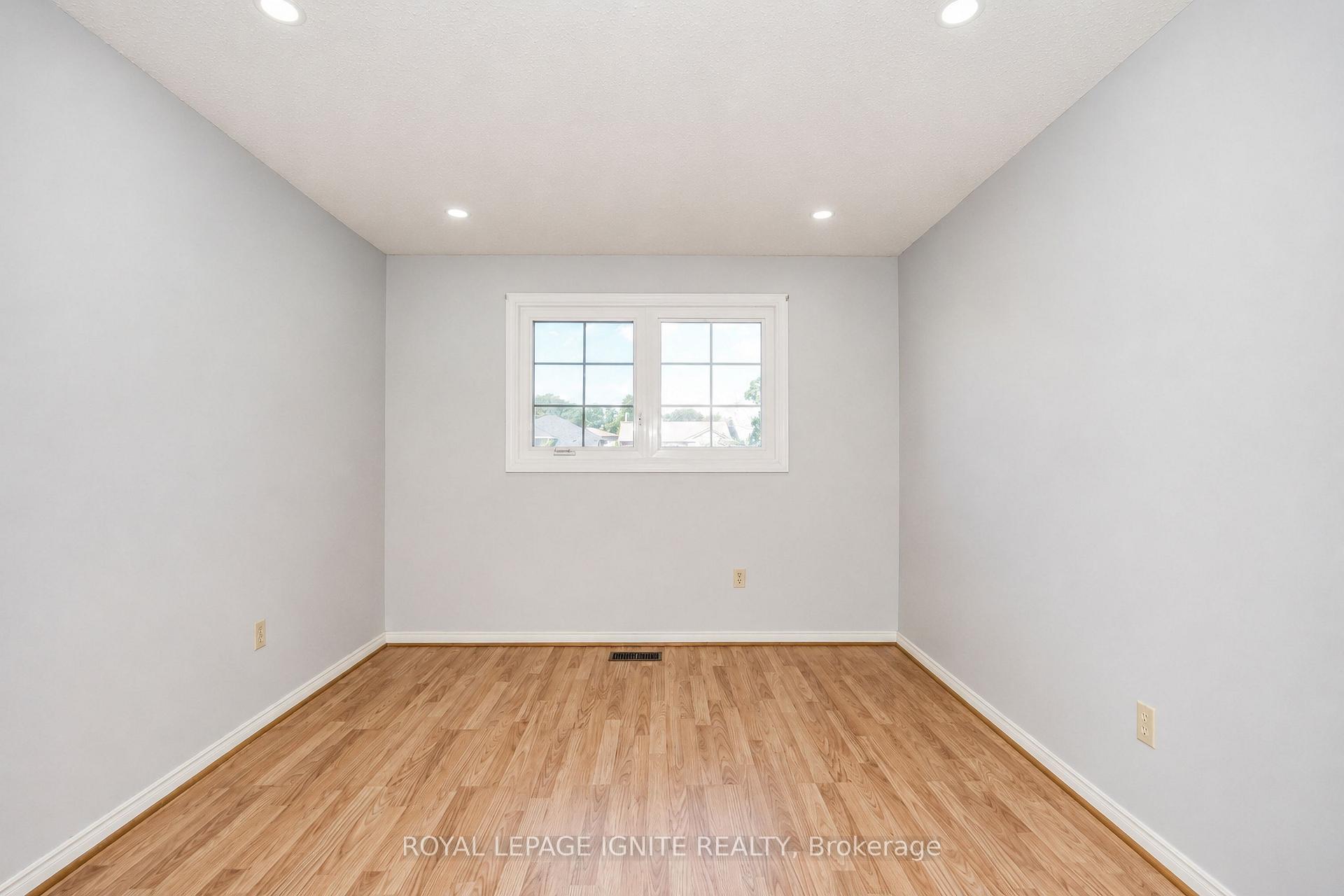 Photo 26 of 21 Halfmoon Square, Scarborough, Highland Creek — HOMEH