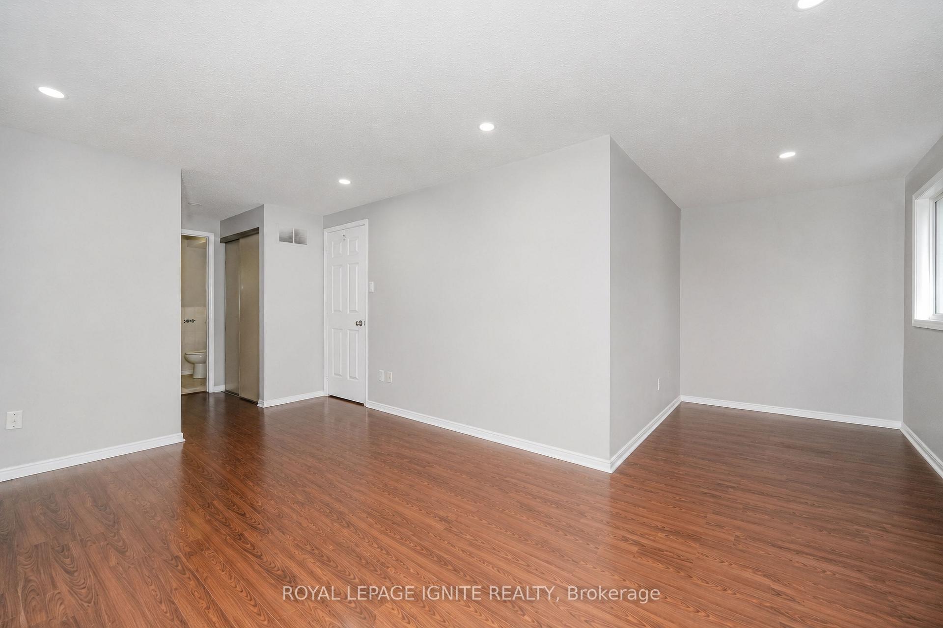 Photo 30 of 21 Halfmoon Square, Scarborough, Highland Creek — HOMEH