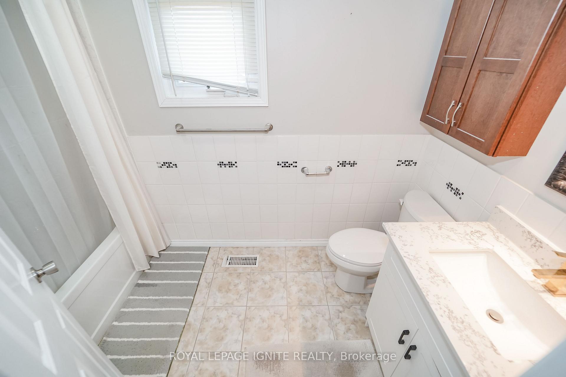 Photo 31 of 21 Halfmoon Square, Scarborough, Highland Creek — HOMEH