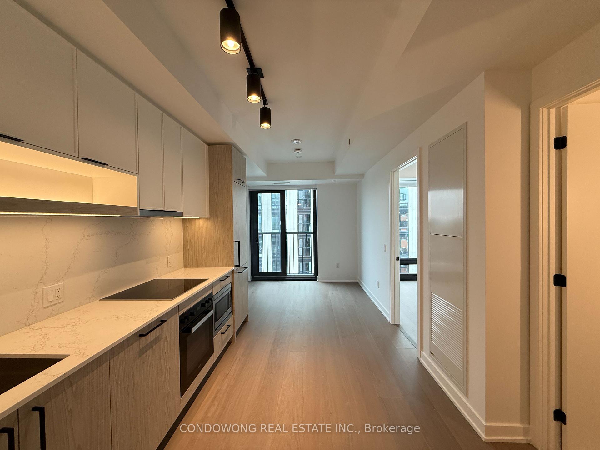Photo 2 of Unit 2009, 91 Montclair Avenue, Toronto, Forest Hill South — HOMEH