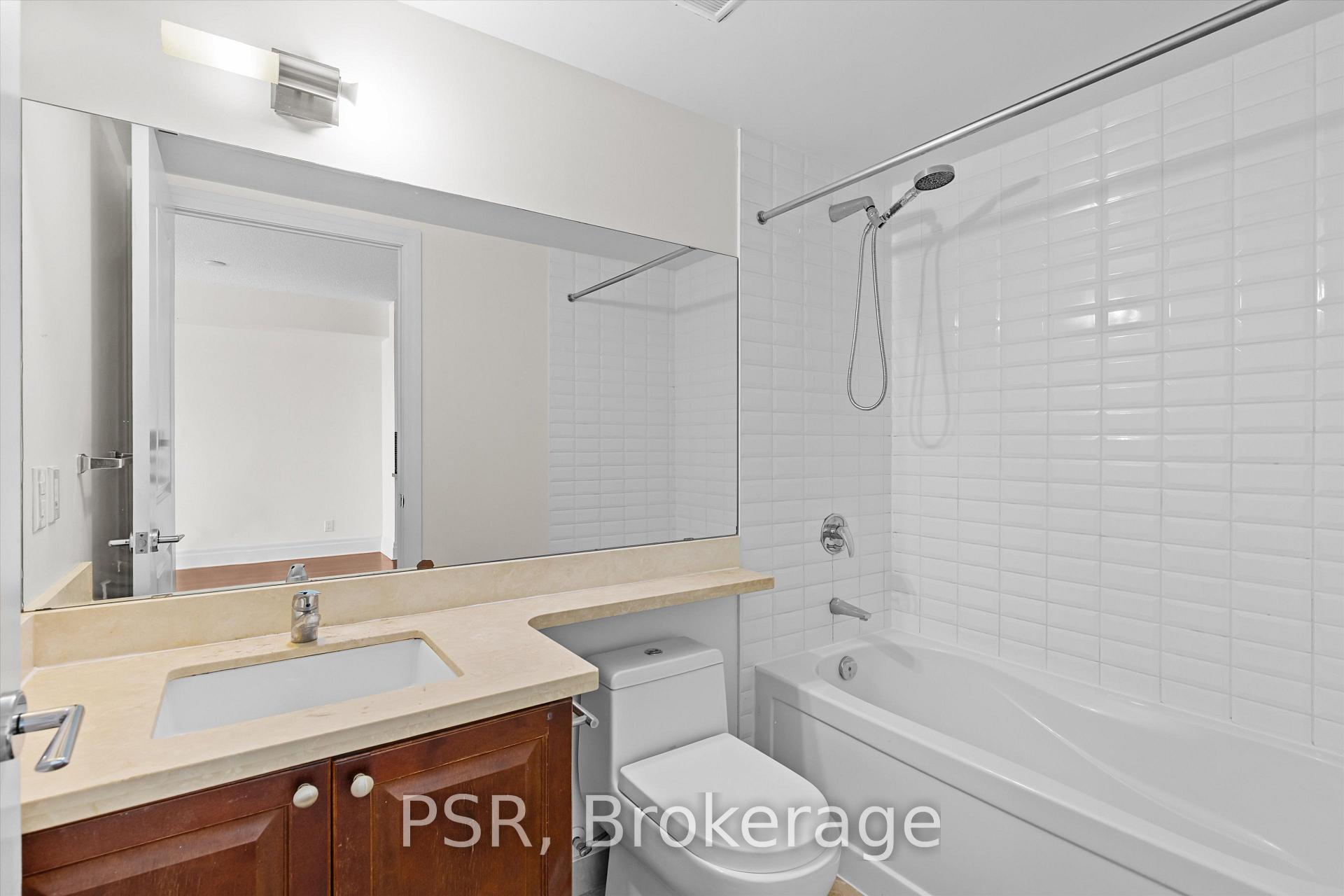 Photo 10 of Unit 706, 151 Upper Duke Crescent, Markham, Unionville — HOMEH