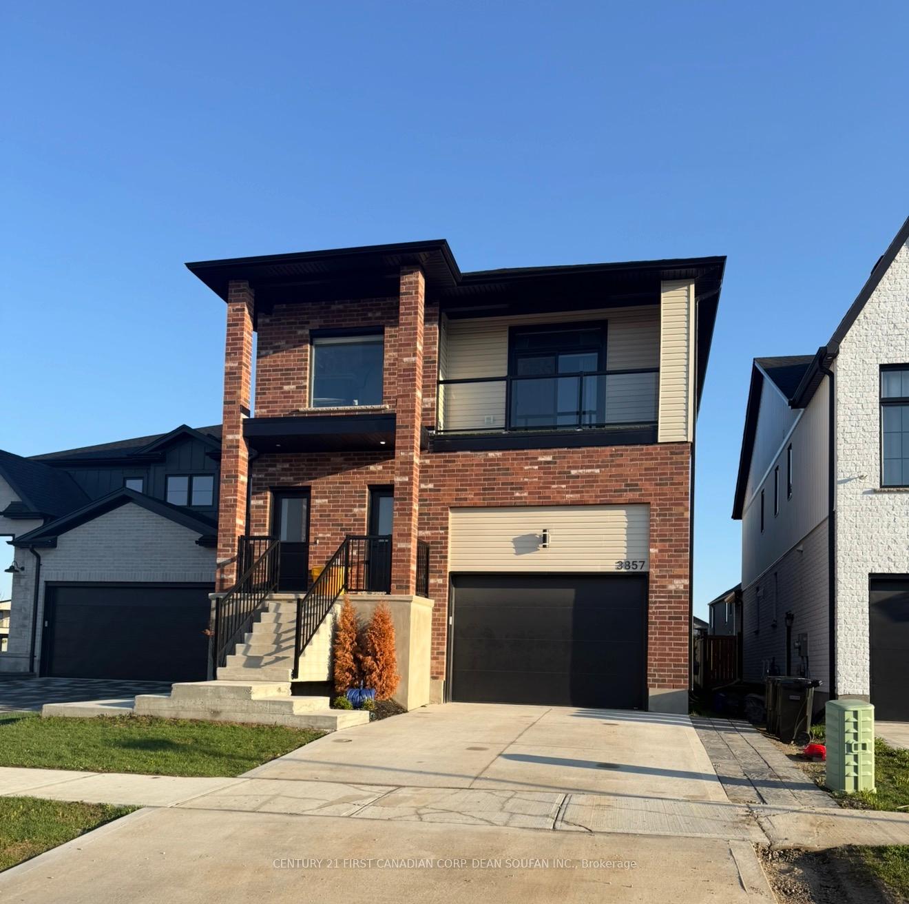 Photo 1 of 3857 Petalpath Way, London, South V — HOMEH