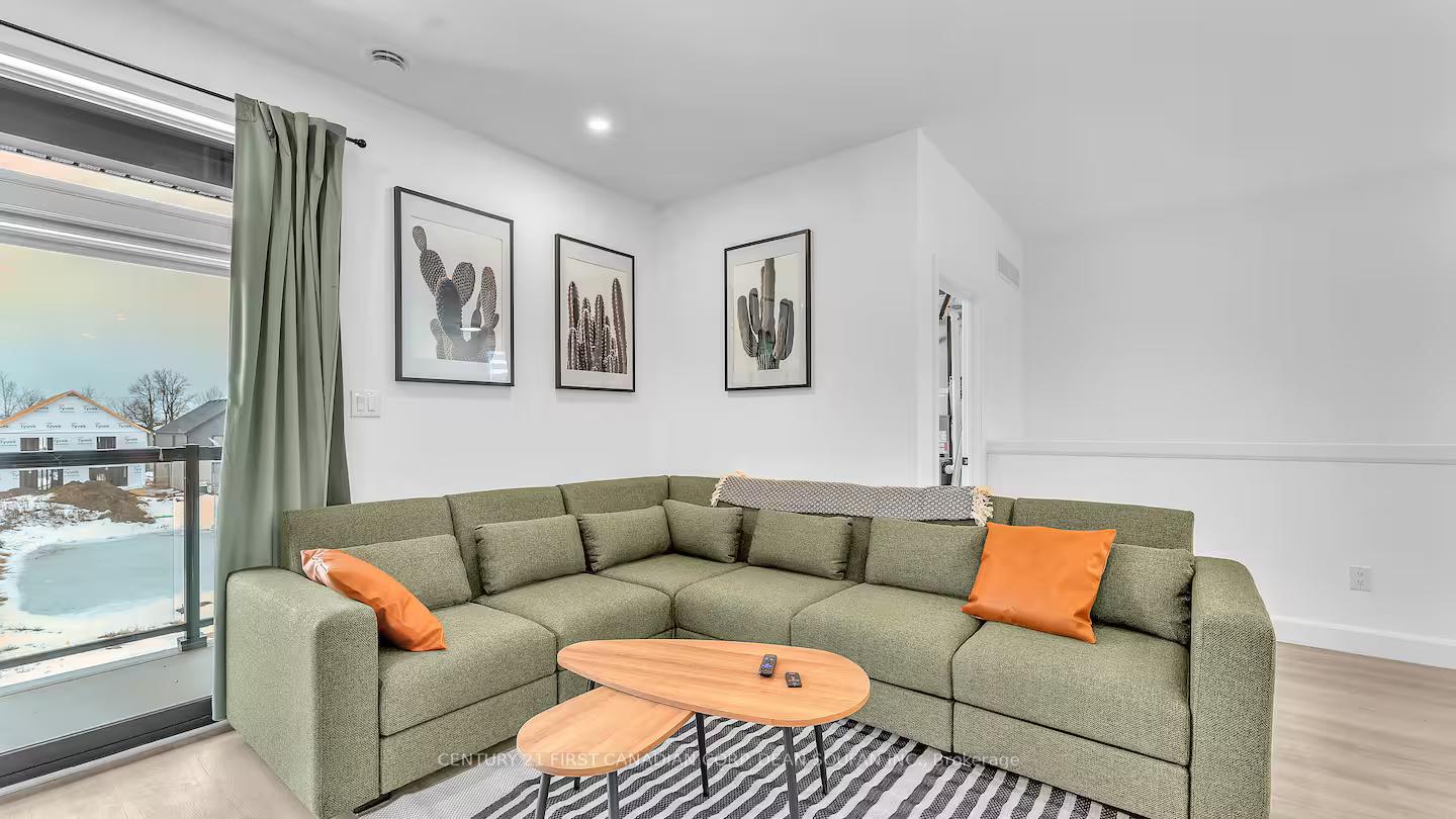 Photo 16 of 3857 Petalpath Way, London, South V — HOMEH