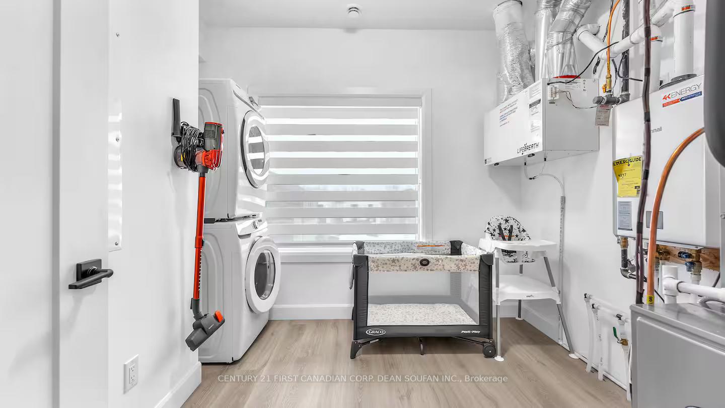 Photo 32 of 3857 Petalpath Way, London, South V — HOMEH