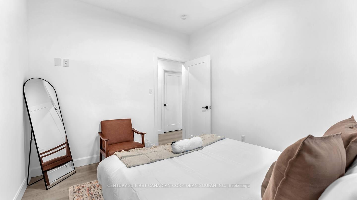 Photo 44 of 3857 Petalpath Way, London, South V — HOMEH