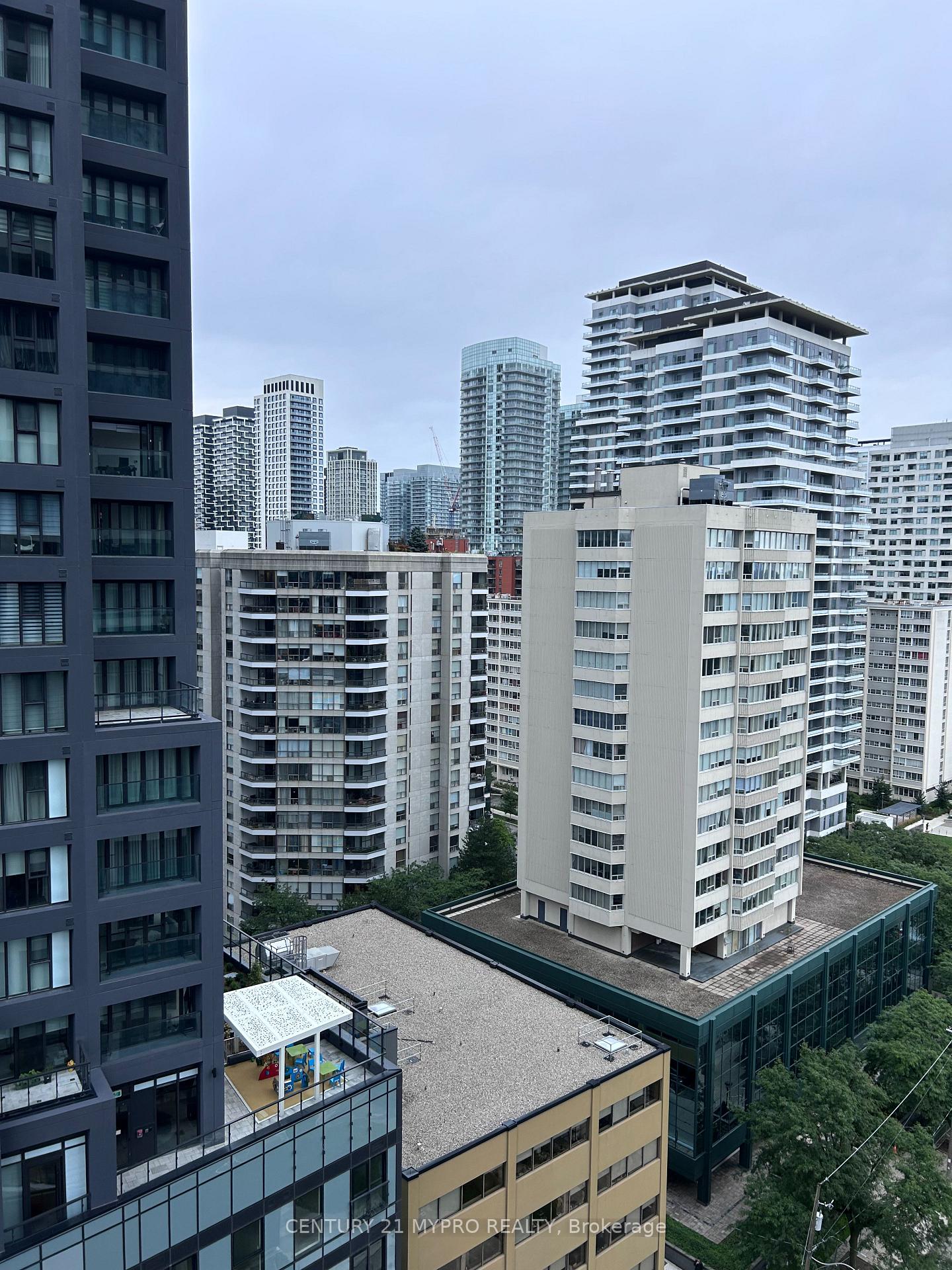Photo 20 of Unit 1910, 5 Soudan Avenue, Toronto, Mount Pleasant West — HOMEH