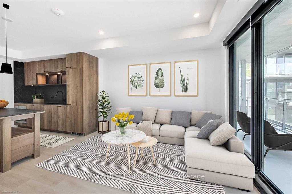 Photo 4 of Unit 804, 505 Richmond Street W, Toronto, Waterfront Communities — HOMEH