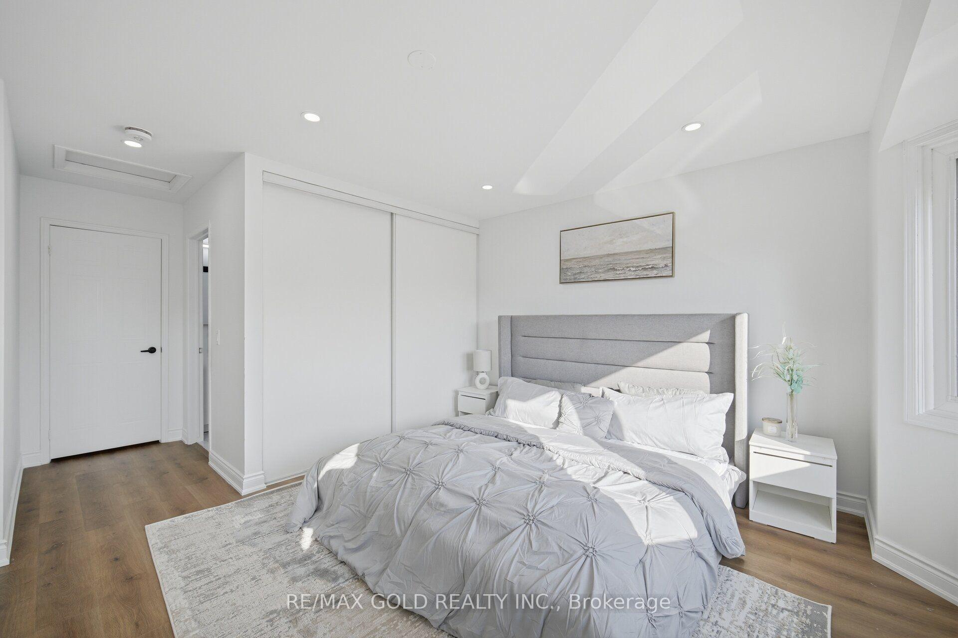 Photo 27 of 29 Fern Valley Crescent, Brampton, Sandringham-Wellington — HOMEH
