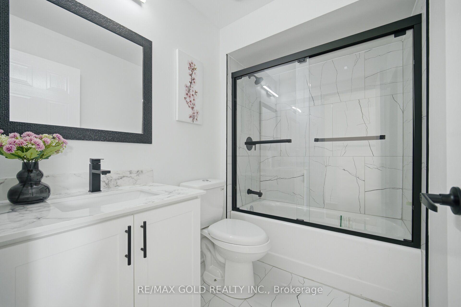 Photo 30 of 29 Fern Valley Crescent, Brampton, Sandringham-Wellington — HOMEH