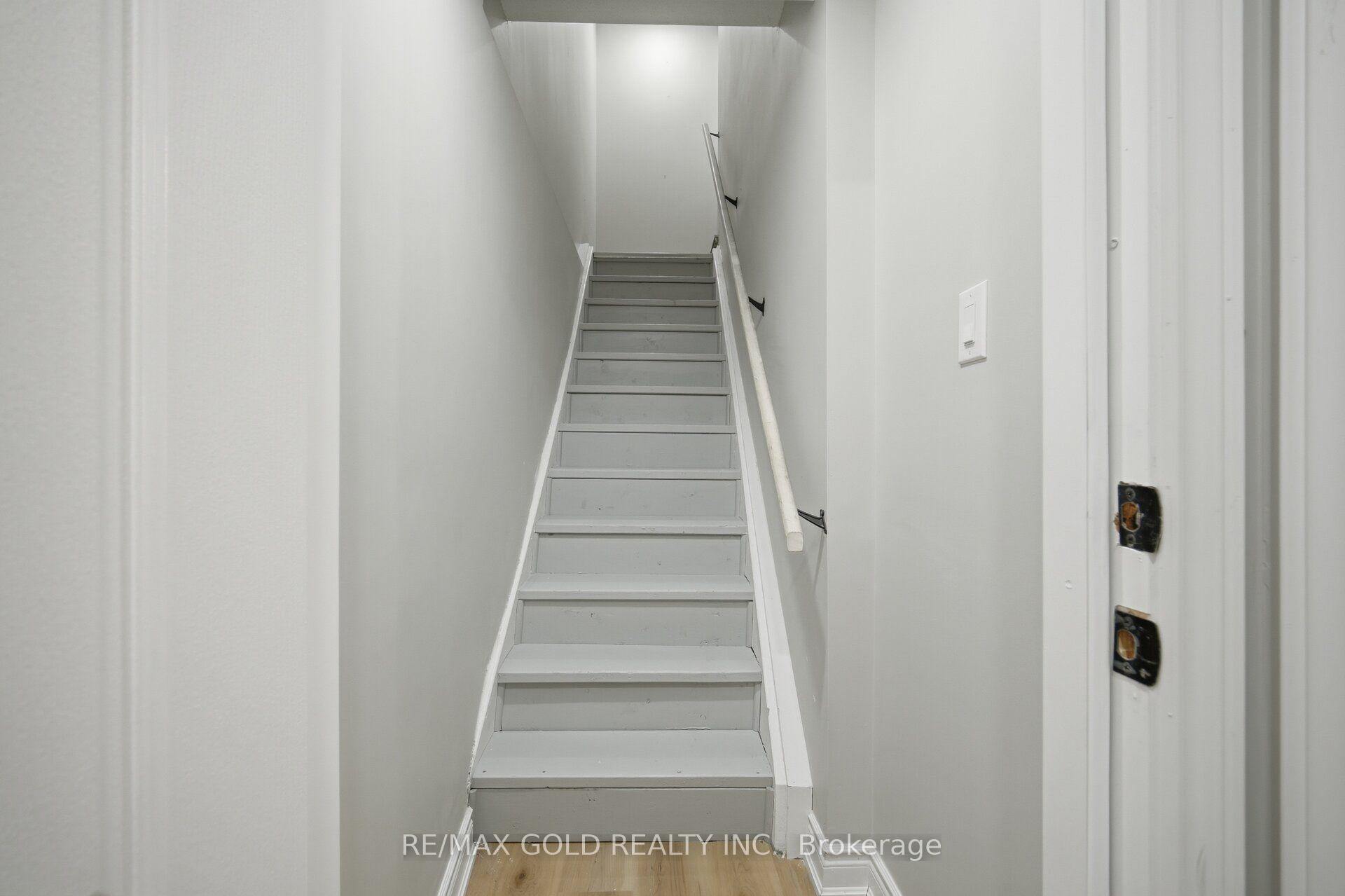 Photo 36 of 29 Fern Valley Crescent, Brampton, Sandringham-Wellington — HOMEH