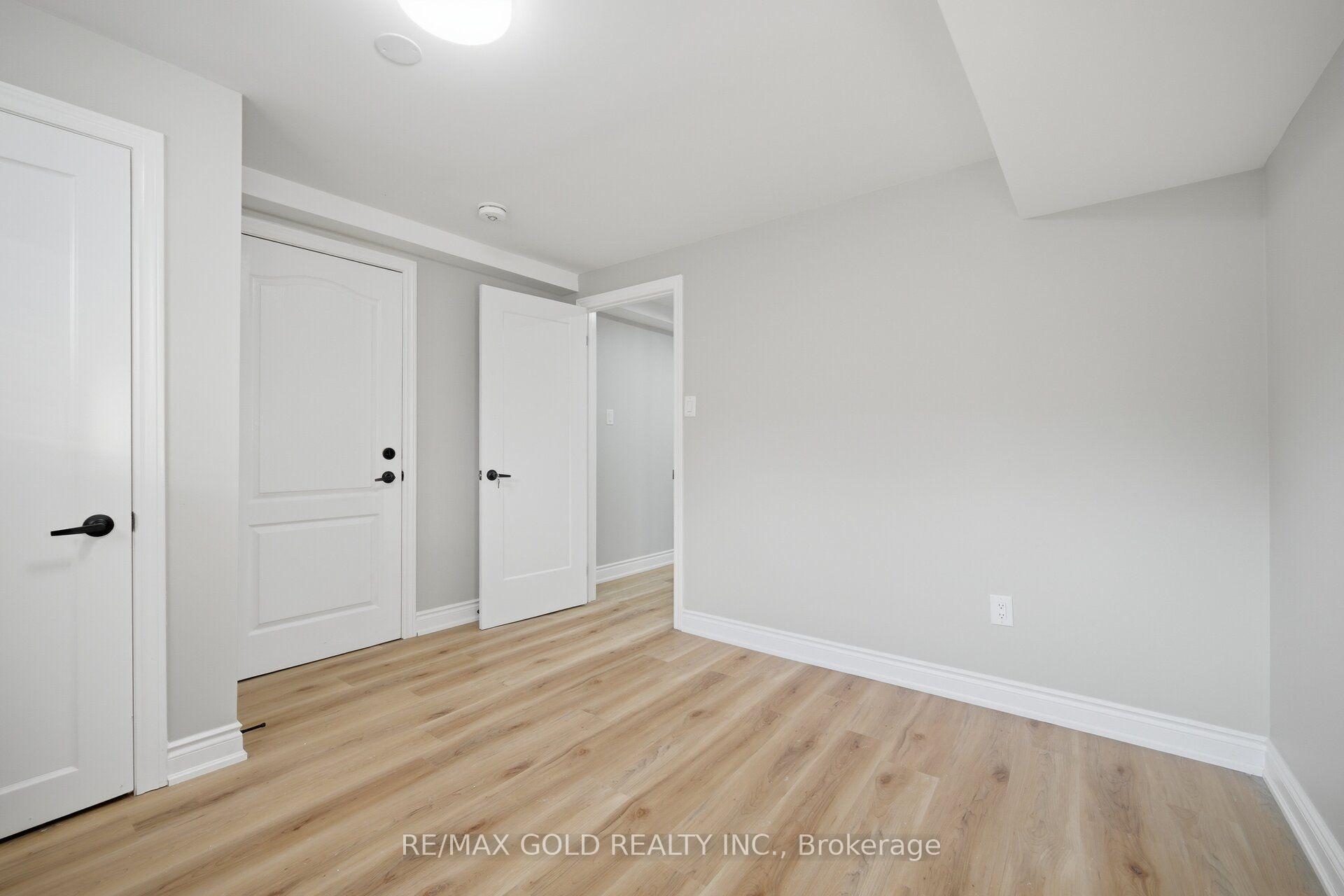 Photo 38 of 29 Fern Valley Crescent, Brampton, Sandringham-Wellington — HOMEH