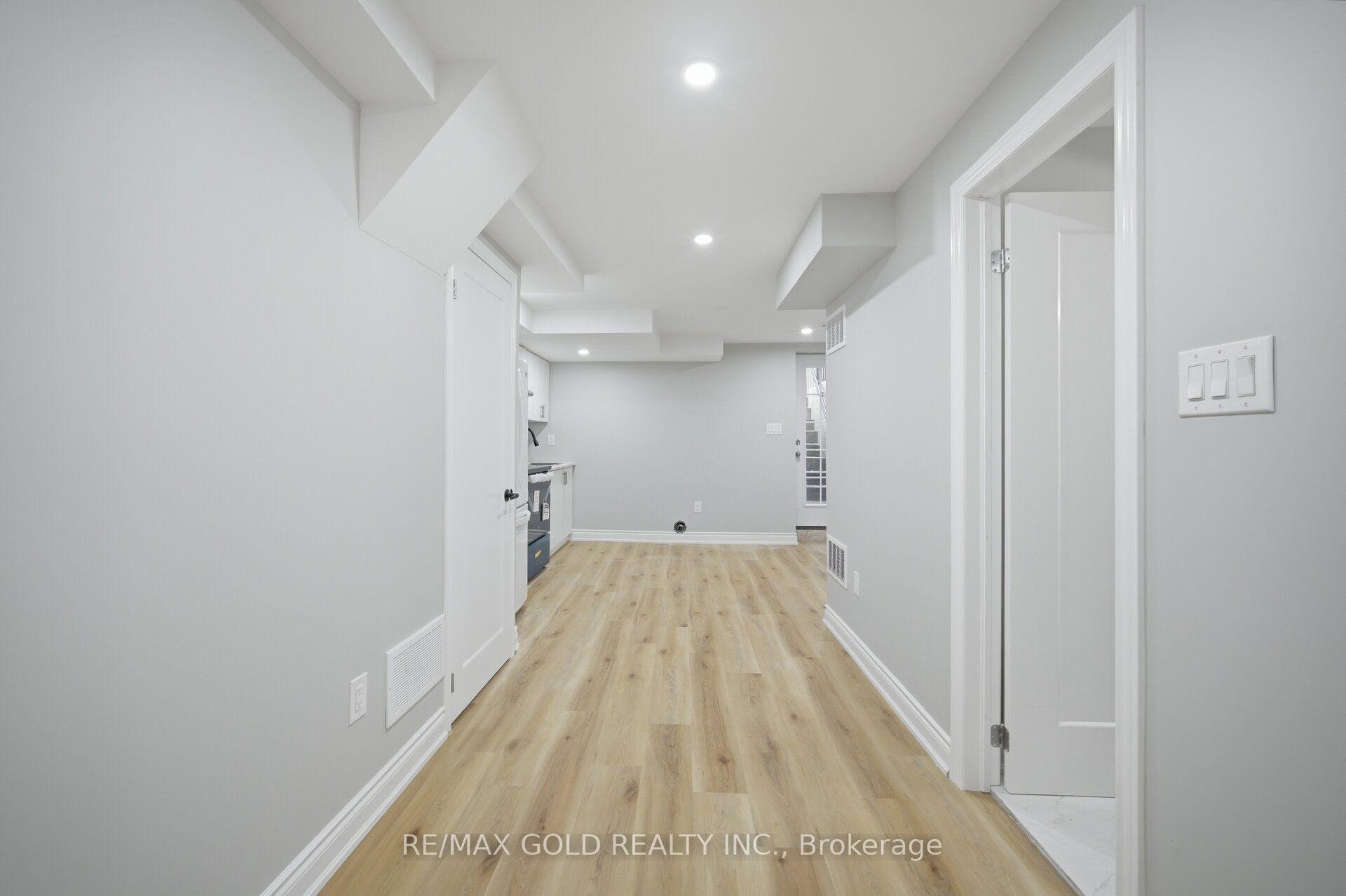 Photo 40 of 29 Fern Valley Crescent, Brampton, Sandringham-Wellington — HOMEH