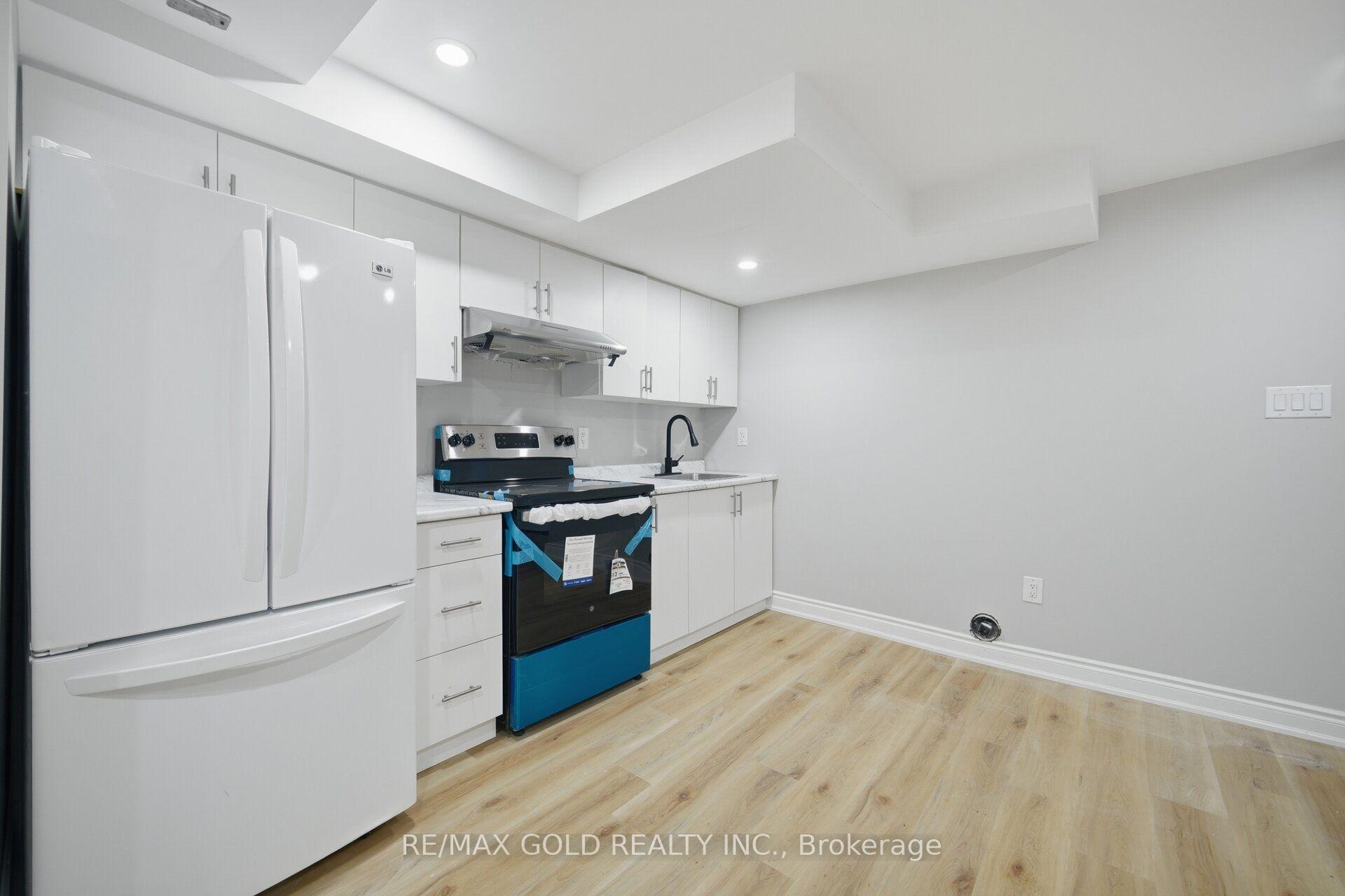 Photo 42 of 29 Fern Valley Crescent, Brampton, Sandringham-Wellington — HOMEH
