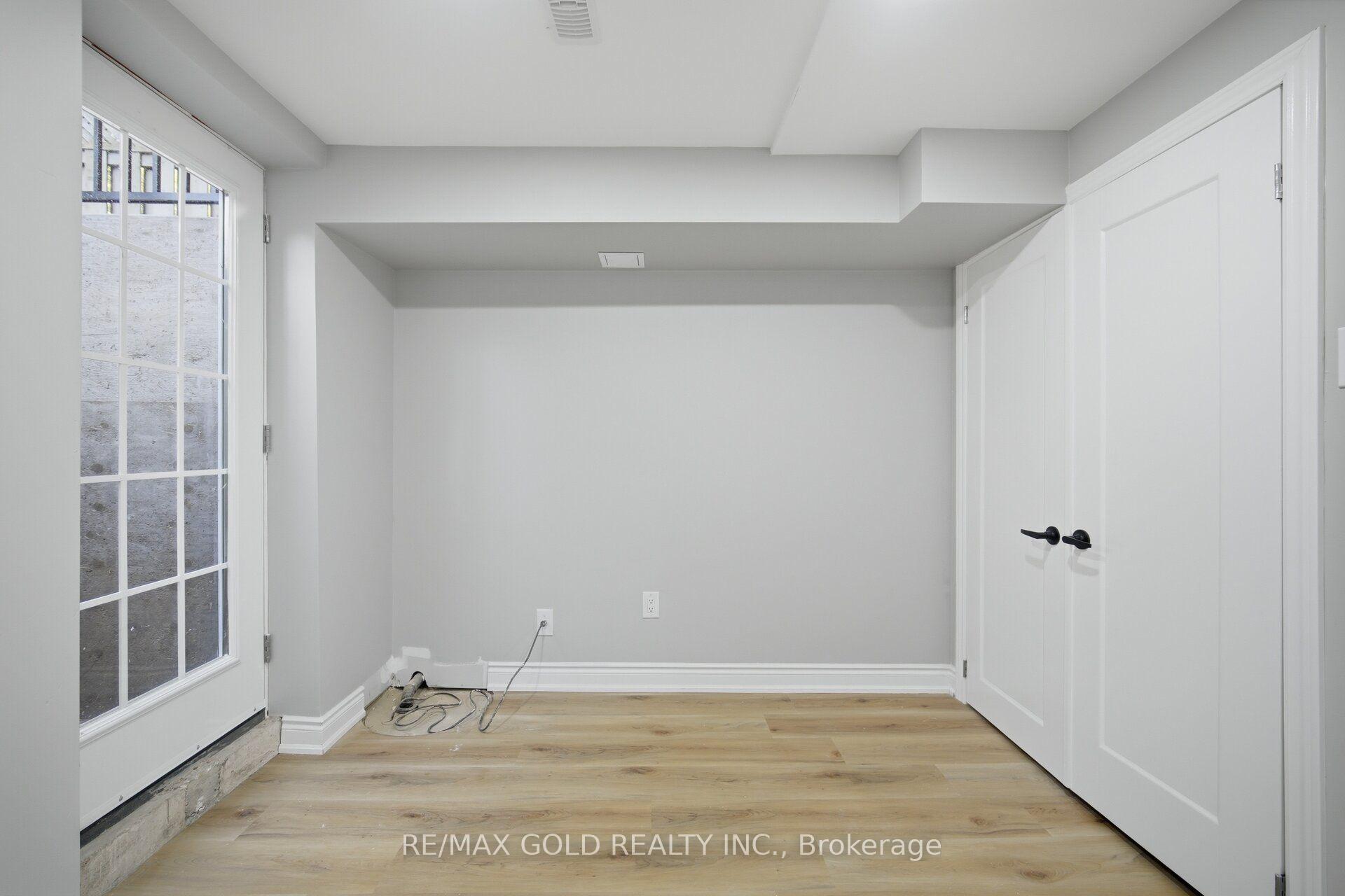 Photo 44 of 29 Fern Valley Crescent, Brampton, Sandringham-Wellington — HOMEH