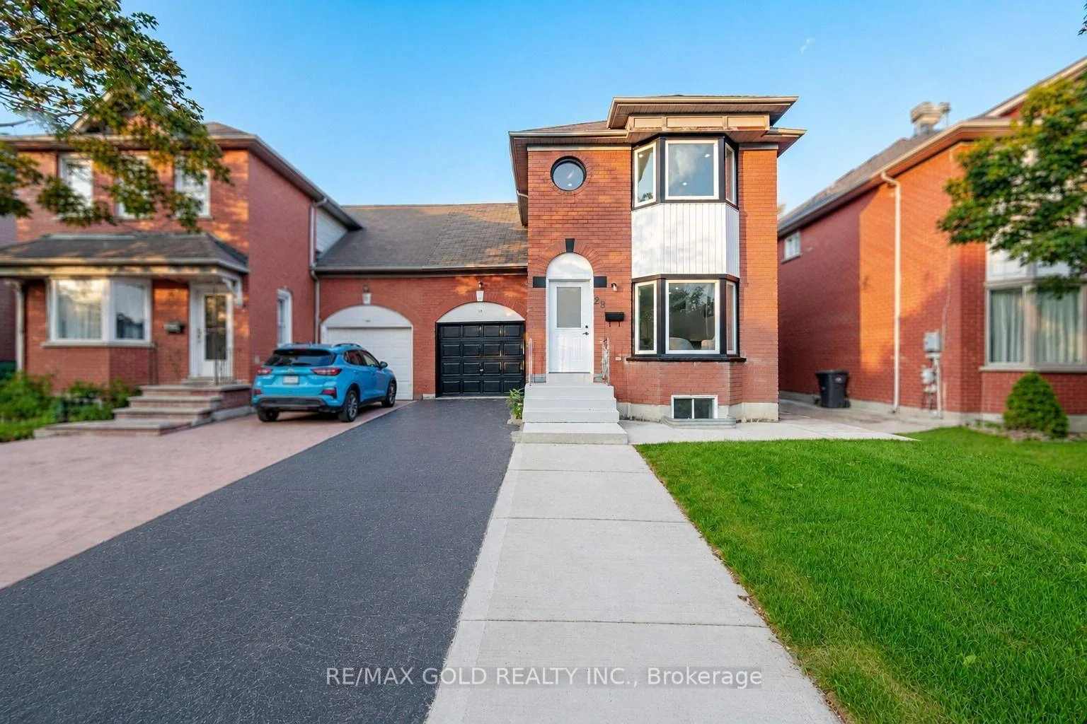 Photo 6 of 29 Fern Valley Crescent, Brampton, Sandringham-Wellington — HOMEH