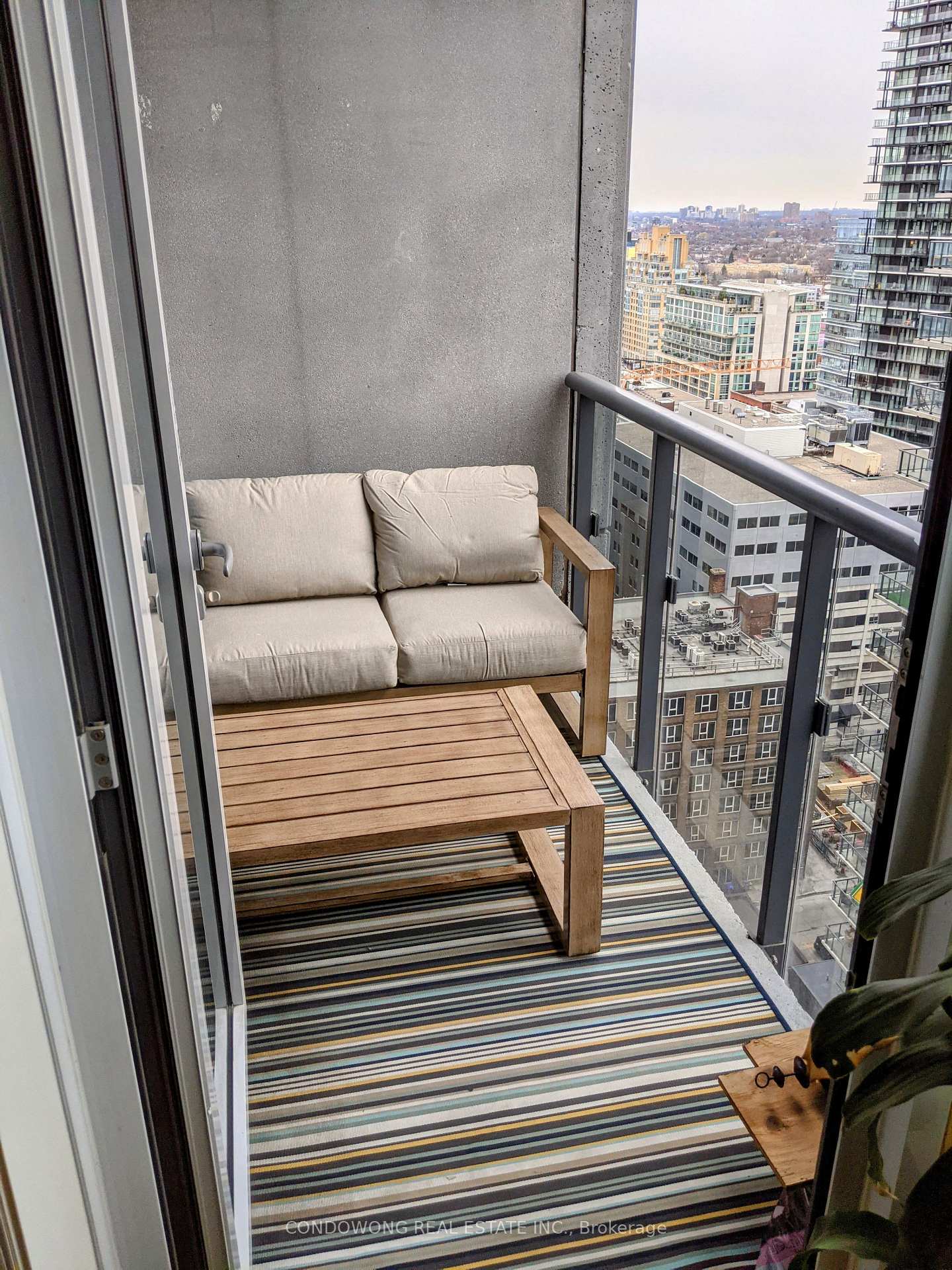 Photo 5 of Unit 2503, 295 Adelaide Street W, Toronto, Waterfront Communities — HOMEH