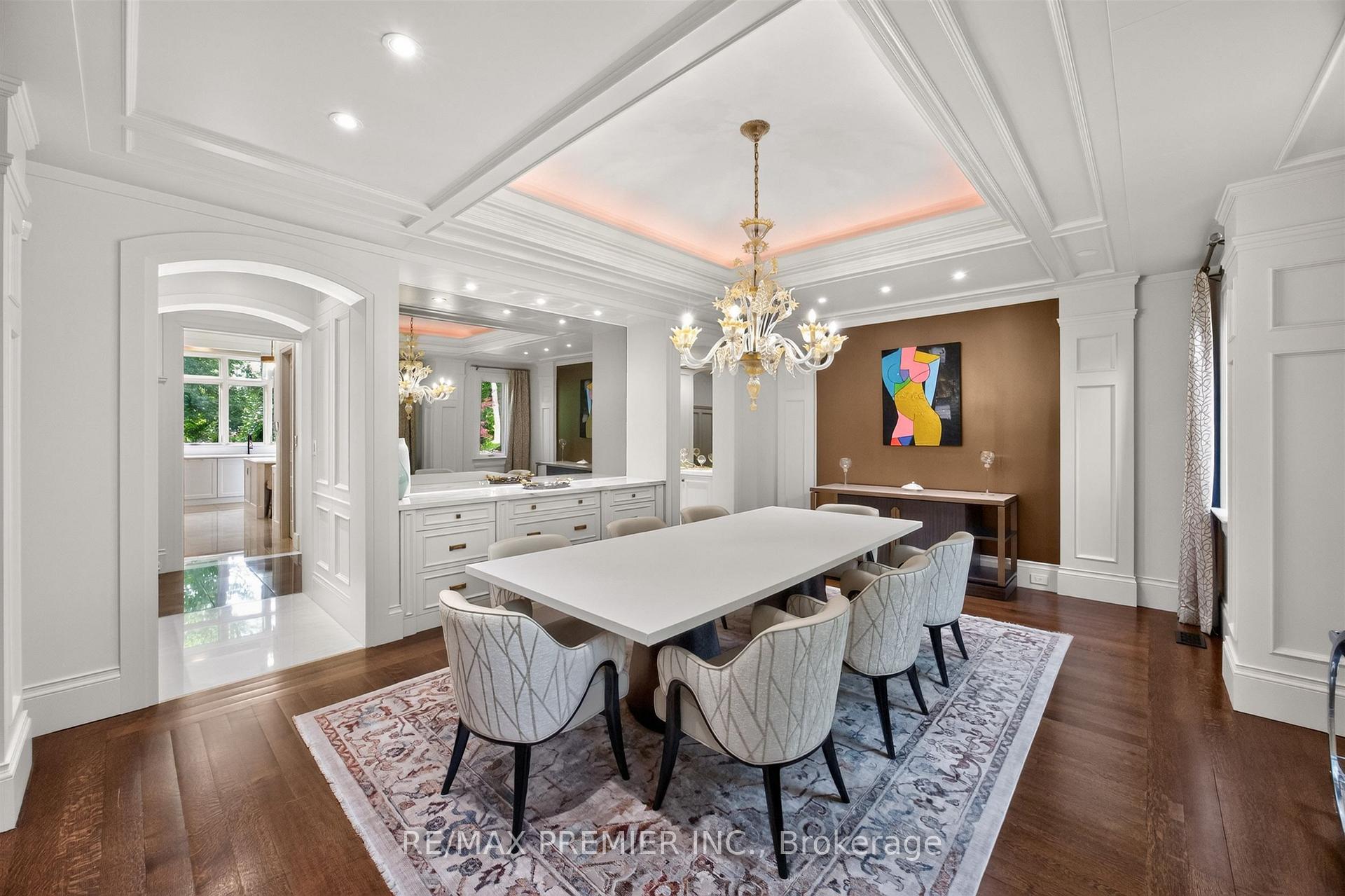 Photo 5 of 40 Golf Avenue, Vaughan, East Woodbridge — HOMEH