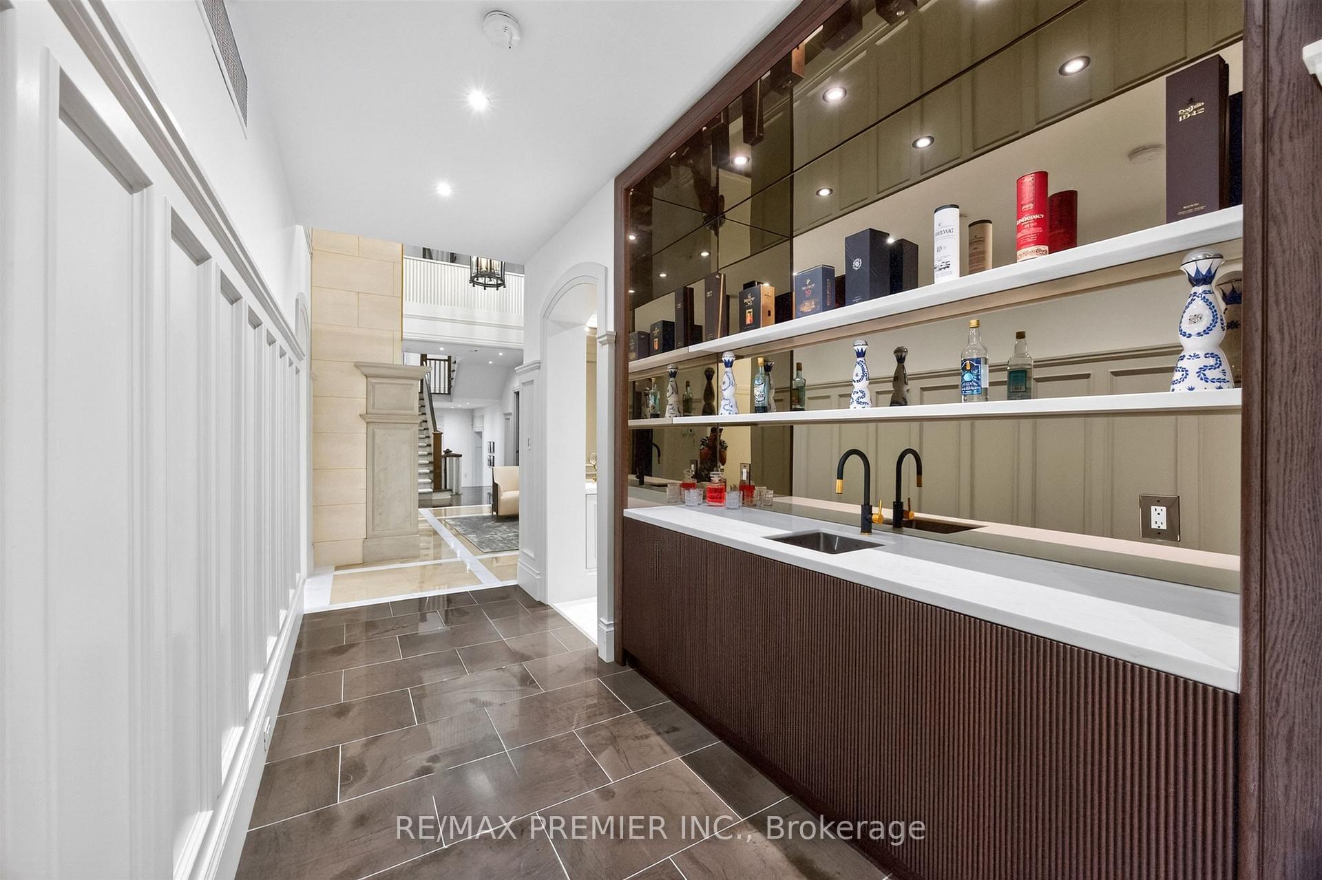 Photo 7 of 40 Golf Avenue, Vaughan, East Woodbridge — HOMEH