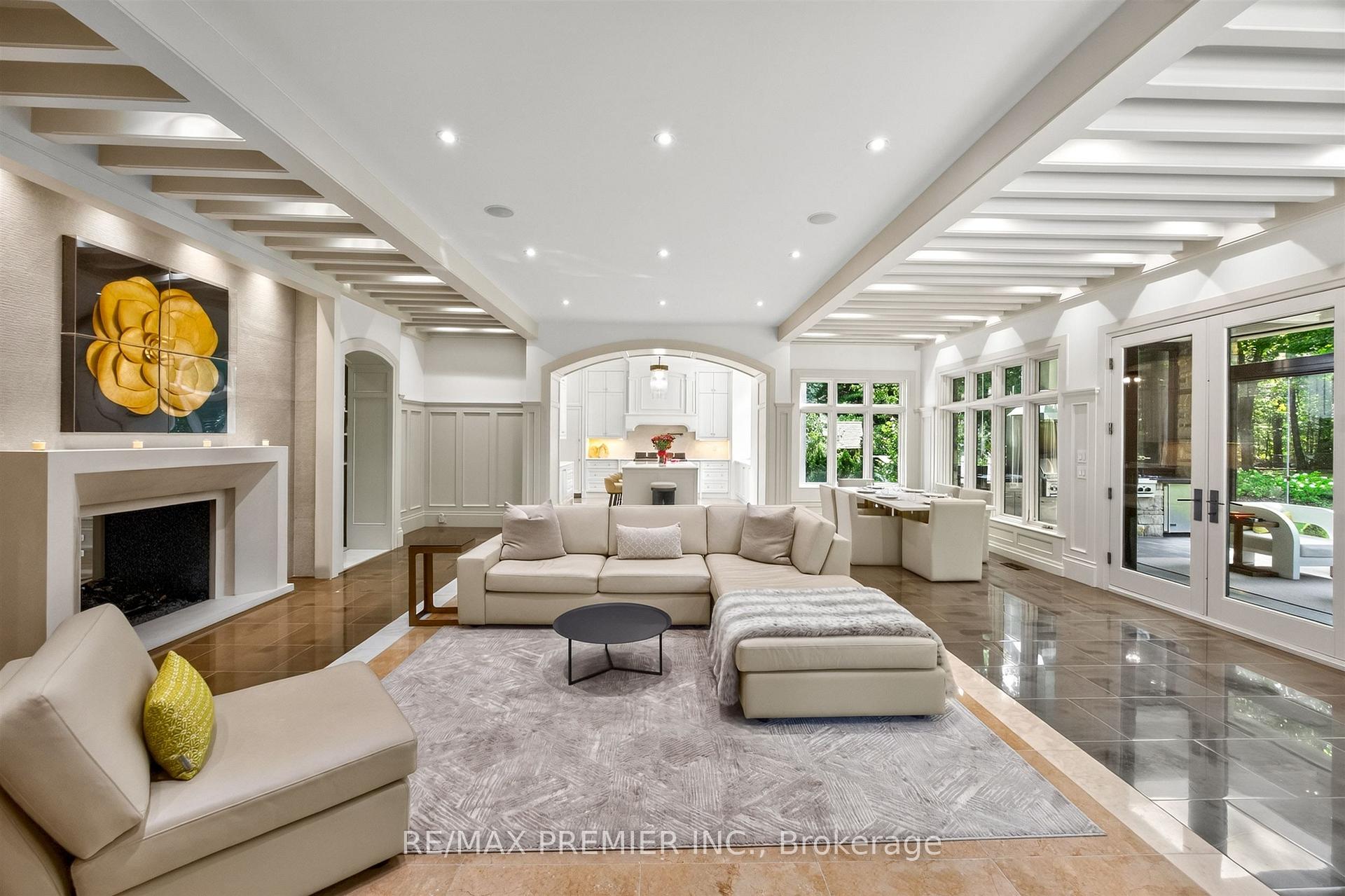 Photo 12 of 40 Golf Avenue, Vaughan, East Woodbridge — HOMEH