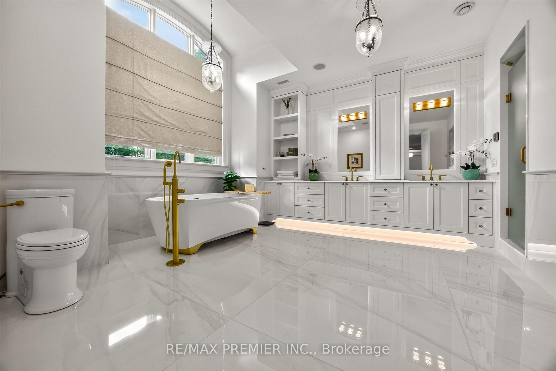 Photo 22 of 40 Golf Avenue, Vaughan, East Woodbridge — HOMEH
