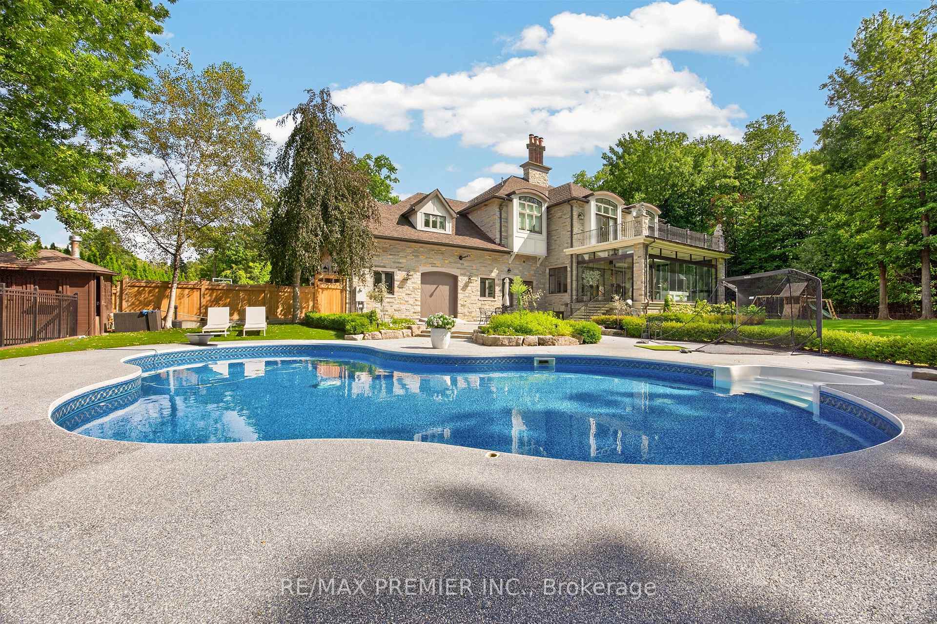 Photo 46 of 40 Golf Avenue, Vaughan, East Woodbridge — HOMEH