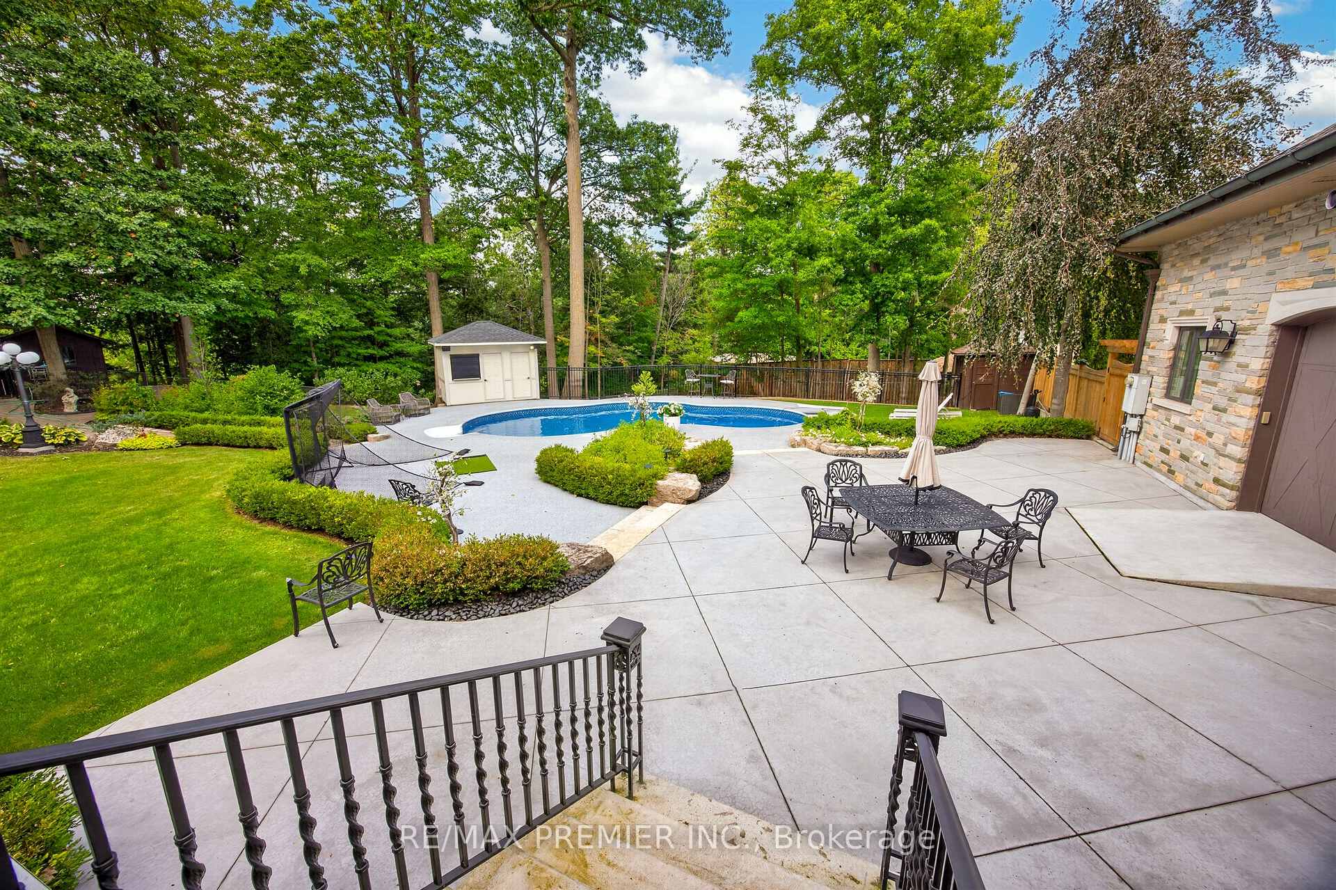 Photo 48 of 40 Golf Avenue, Vaughan, East Woodbridge — HOMEH
