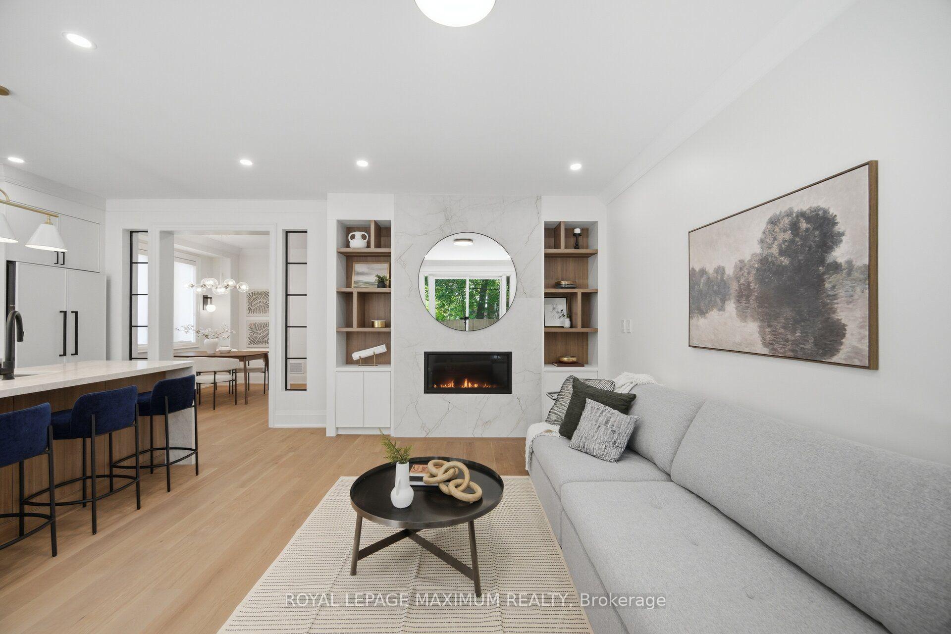 Photo 14 of 11 Park Blvd, Etobicoke, Long Branch — HOMEH