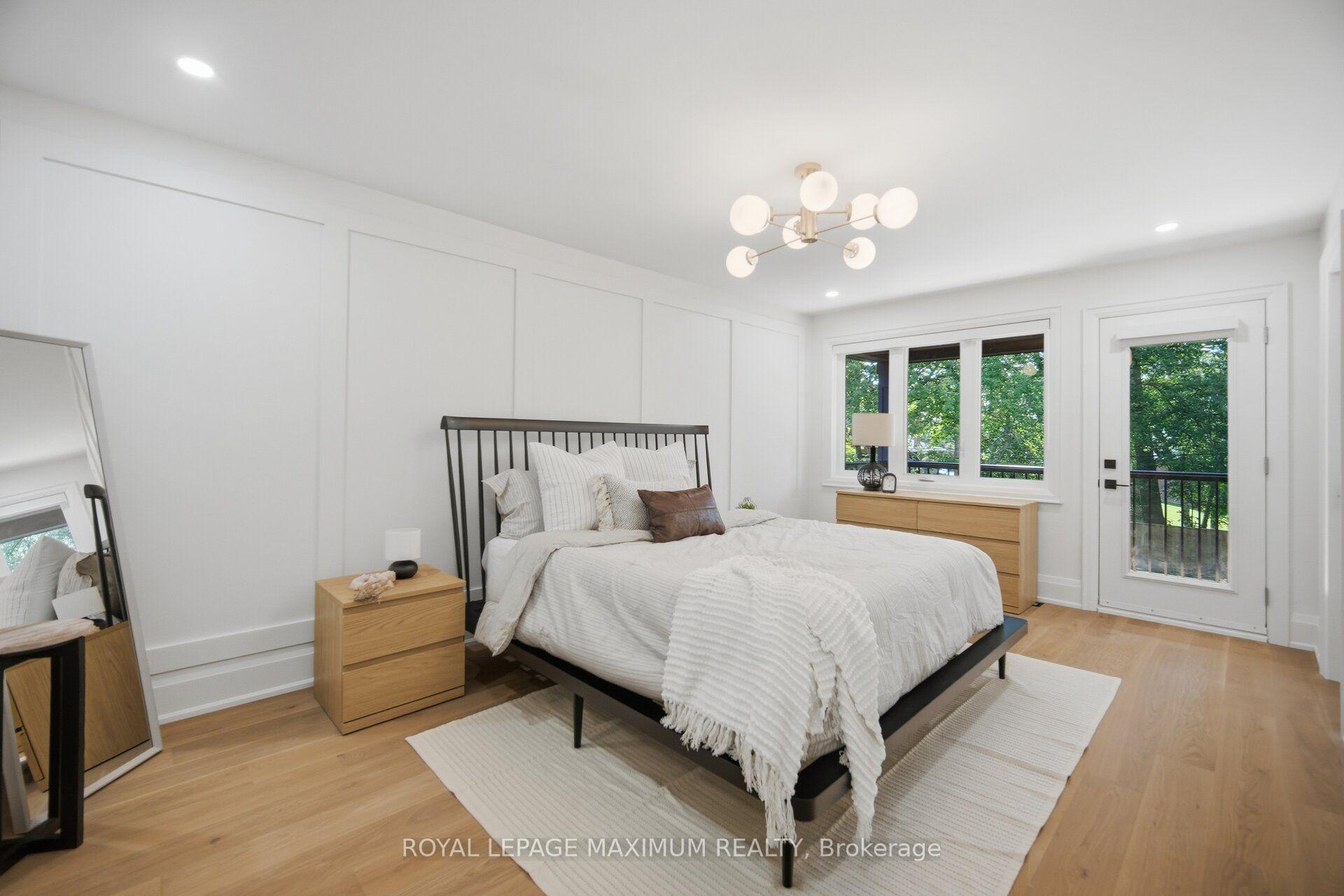 Photo 22 of 11 Park Blvd, Etobicoke, Long Branch — HOMEH