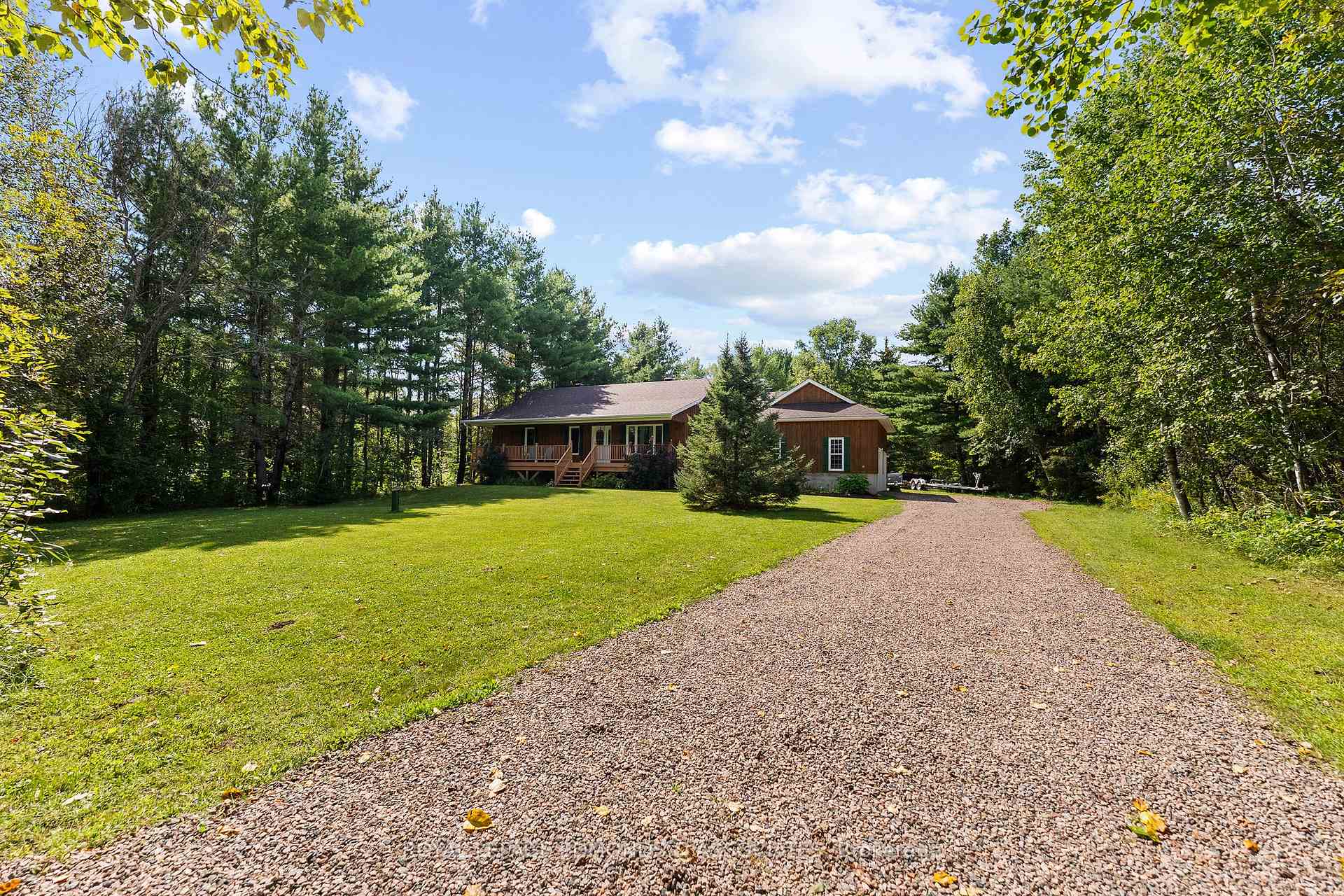 Photo 4 of 57 Krause Street, Laurentian Valley, Laurentian Valley — HOMEH