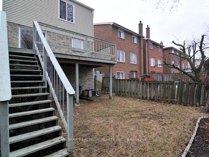 Photo 30 of 56 Riviera Drive, Vaughan, Glen Shields — HOMEH