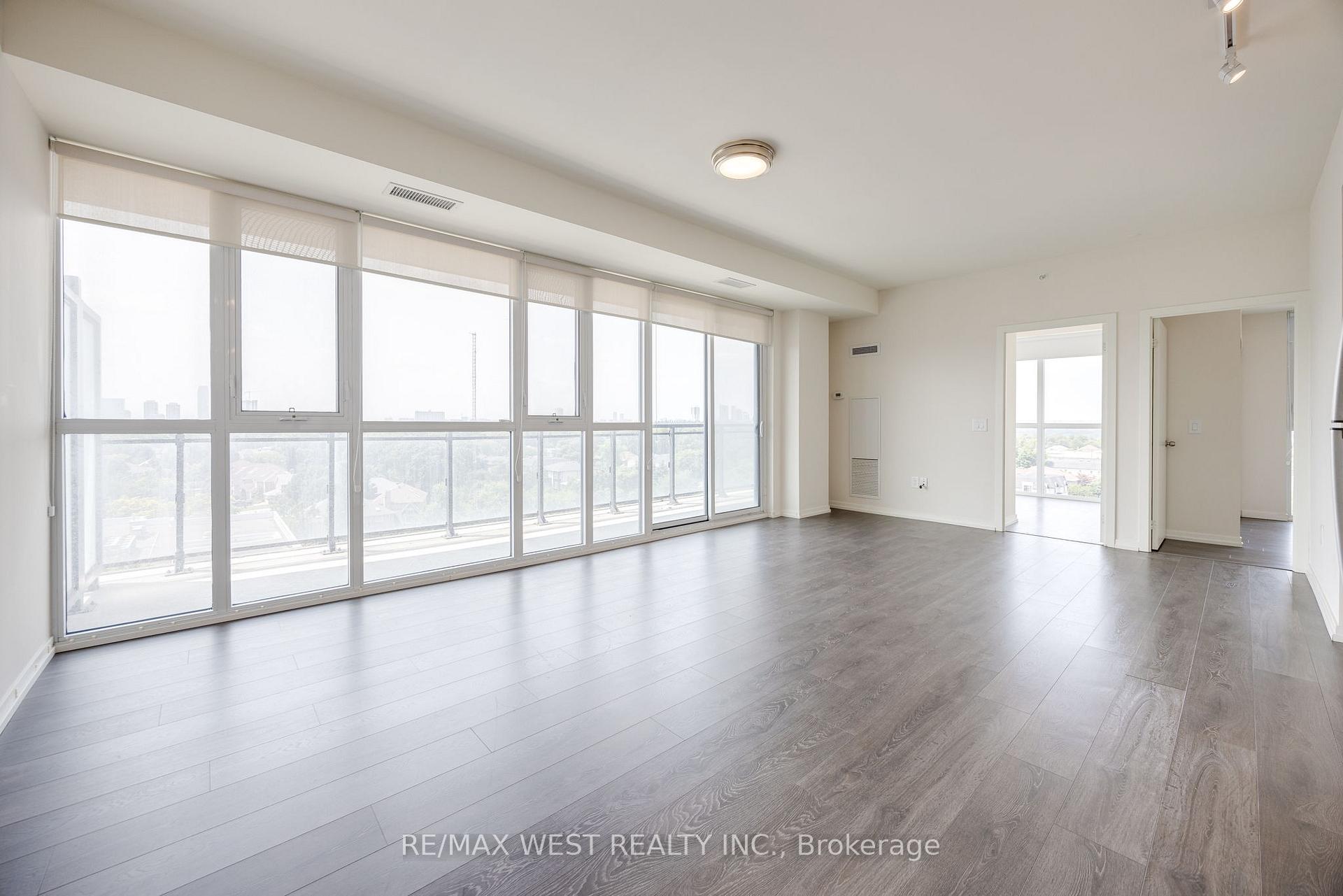 Photo 2 of Unit 902, 3237 Bayview Avenue, North York, Bayview Woods-Steeles — HOMEH